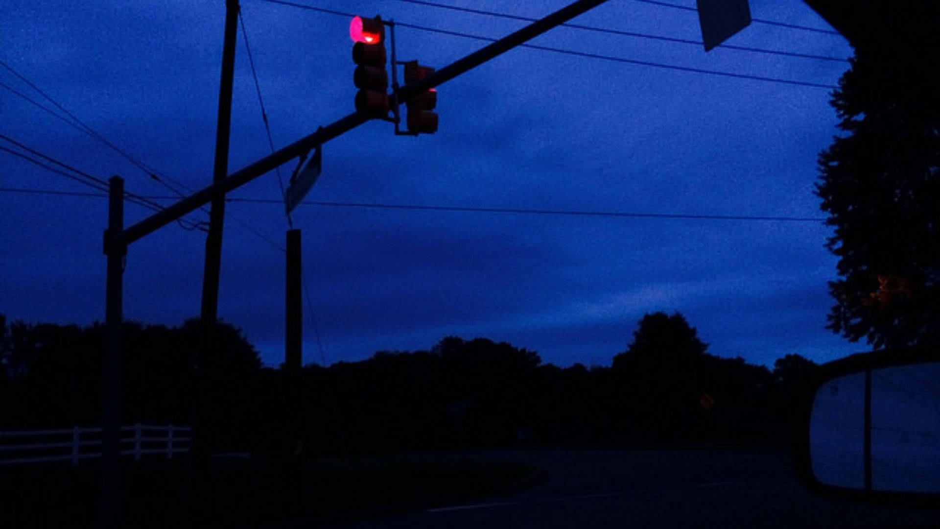 Neon Blue Sky, red traffic light, deep blue twilight sky, Full HD Desktop Wallpaper