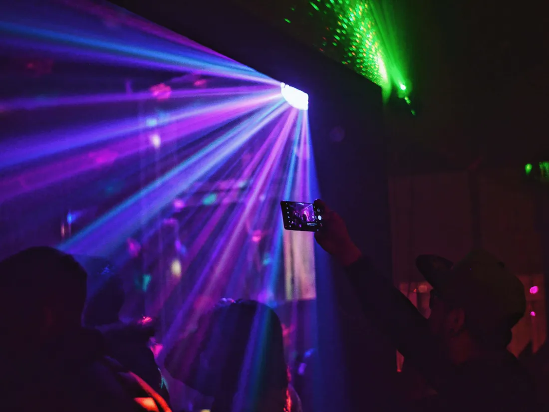 Neon Dance