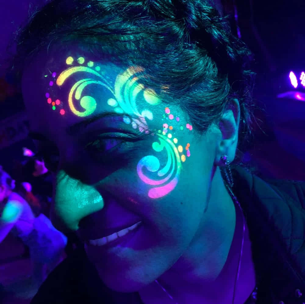 neon makeup, black light, vibrant swirling patterns, SD Desktop Wallpaper