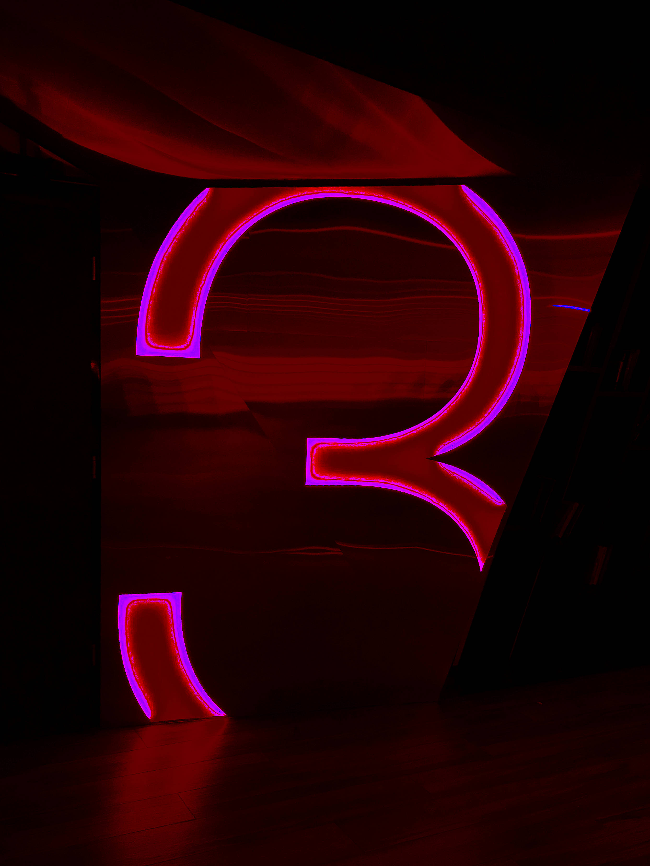 Neon iPhone, magenta neon question mark, vibrant red light, 2K Phone Wallpaper