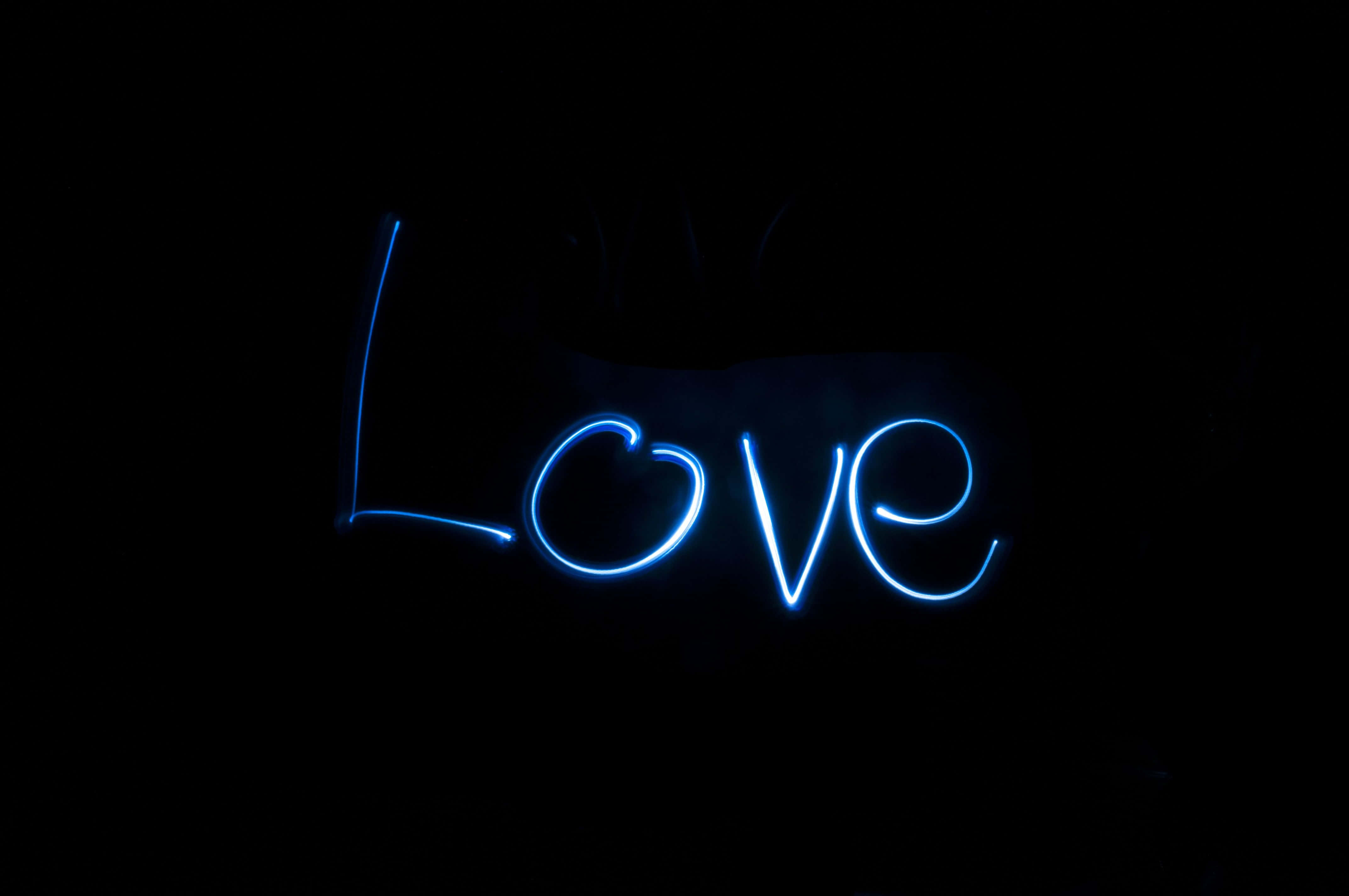Neon Quotes, Love, vibrant blue neon light, 4K Desktop Wallpaper