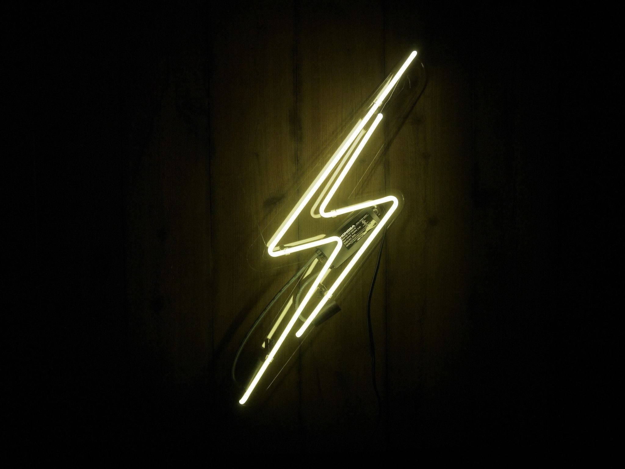 Thunder Figure, Neon Yellow, glowing yellow neon lightning bolt sign, Full HD Desktop Wallpaper