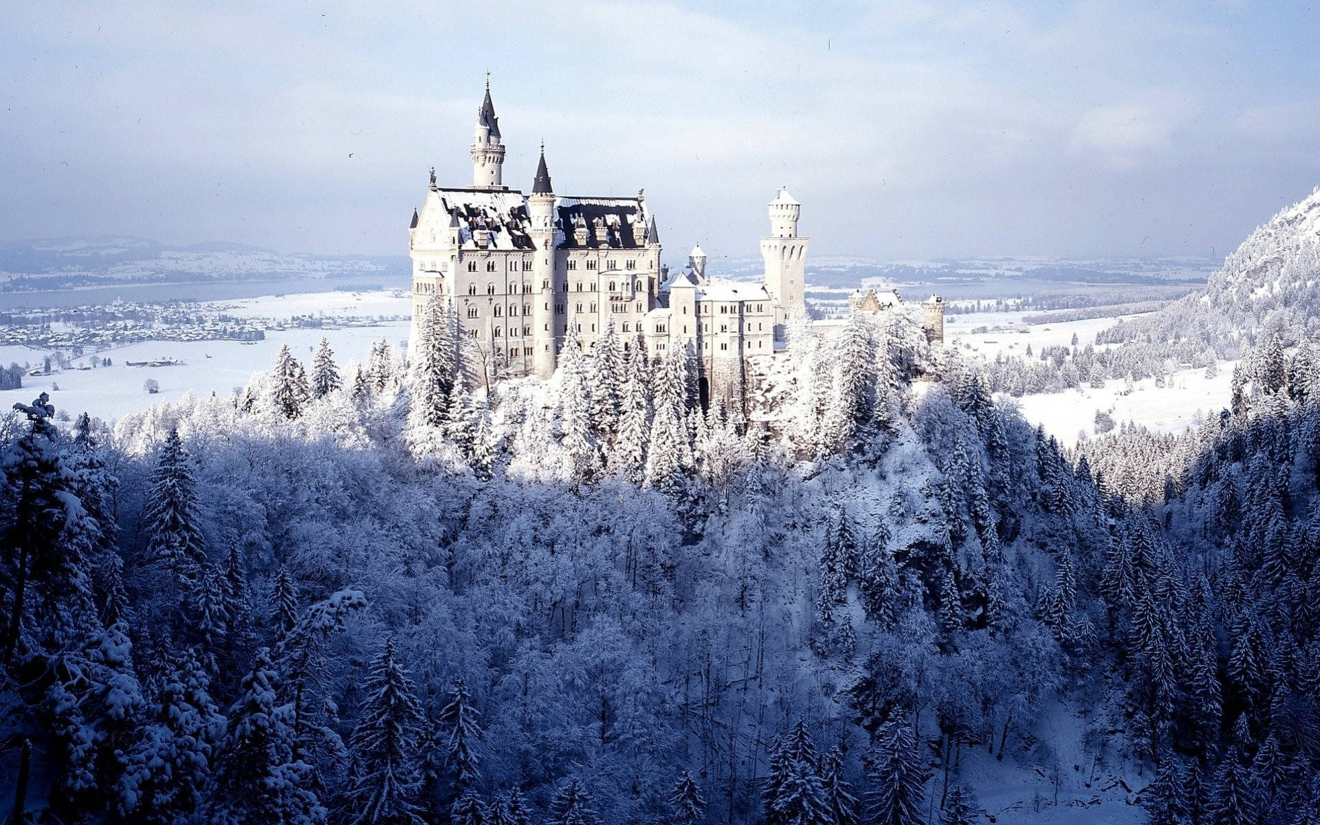 Neuschwanstein Castle, white winter, snow-covered castle, Full HD Desktop Wallpaper