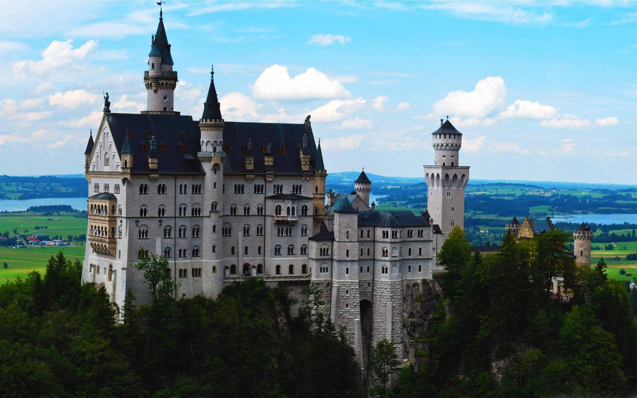 Neuschwanstein Castle, spires, turrets, 2K Desktop Wallpaper