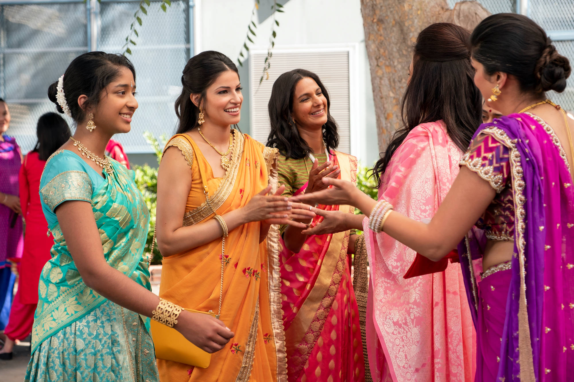 Never Have I Ever, Indian culture, vibrant traditional Indian saris, Full HD Desktop Wallpaper
