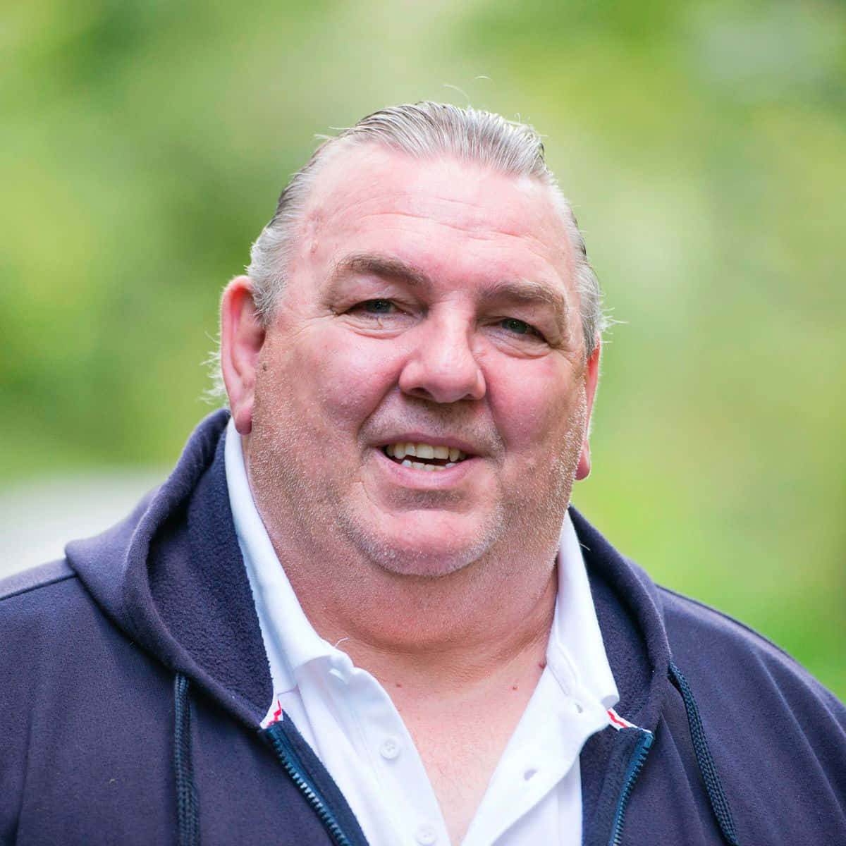 Neville Southall, navy hoodie, white shirt, SD Desktop Wallpaper