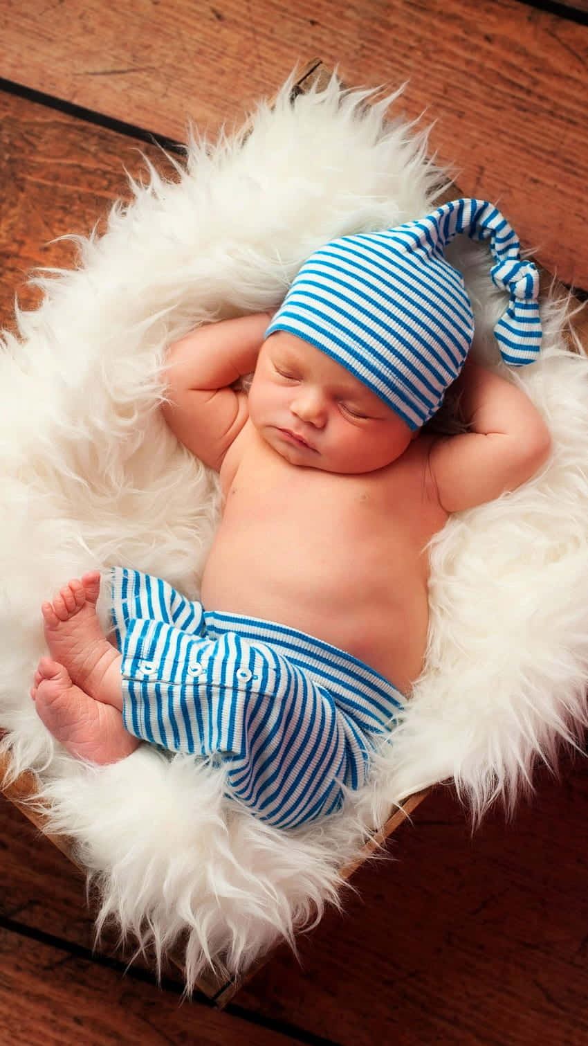 sleeping newborn, blue and white striped hat, blue and white striped pants, HD Phone Wallpaper