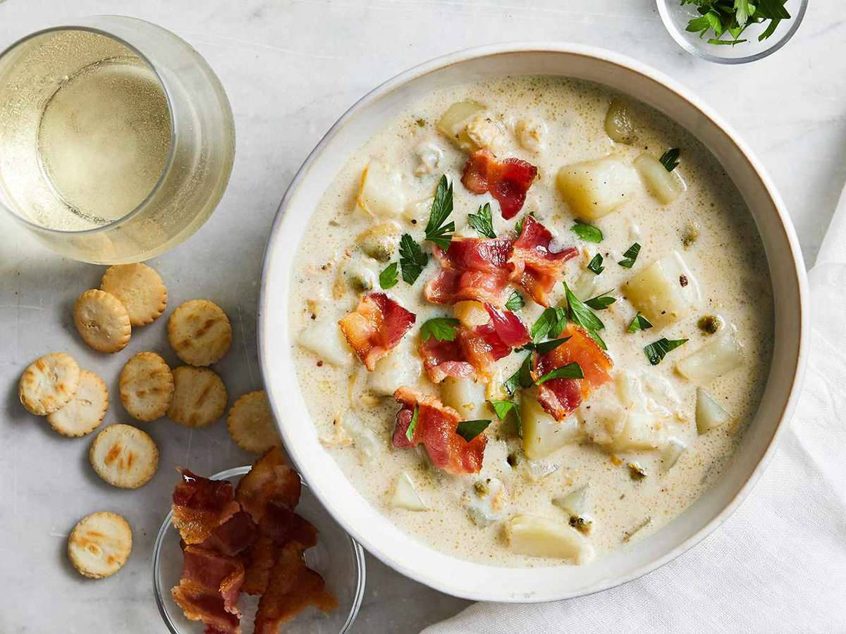 New England Clam Chowder, bacon, coriander, SD Desktop Wallpaper
