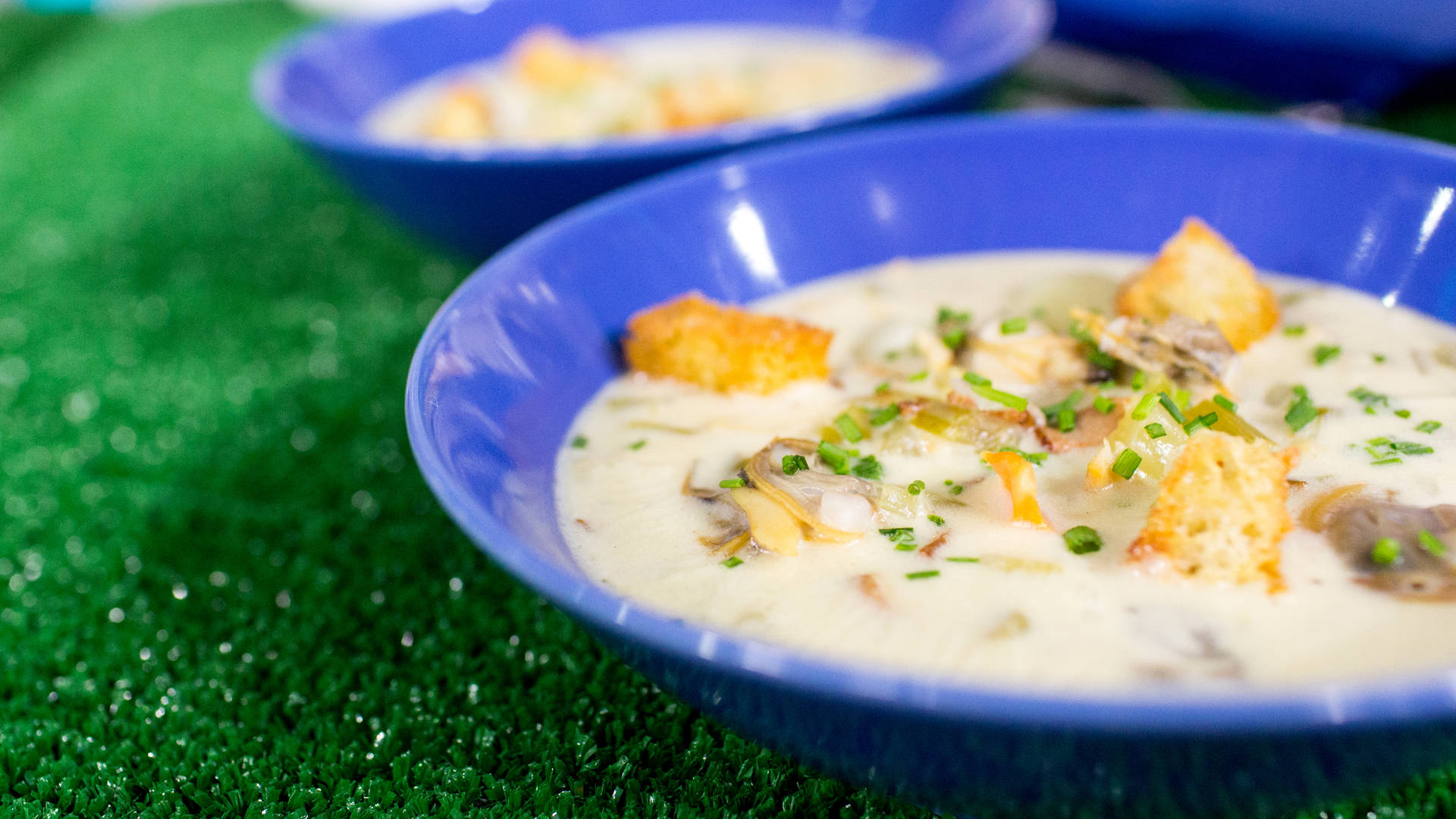 New England Clam Chowder, vibrant blue bowls, golden croutons, Full HD Desktop Wallpaper