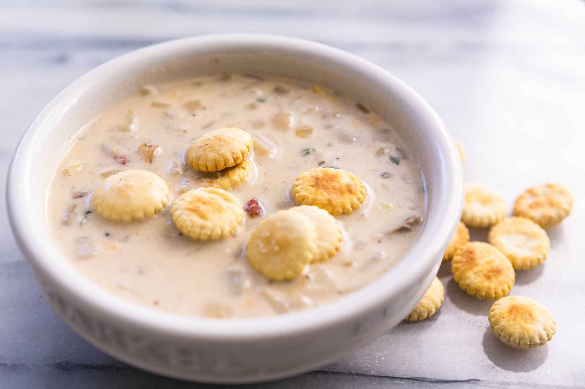 Classic Clam Chowder, creamy bowl, clam chowder, Full HD Desktop Wallpaper