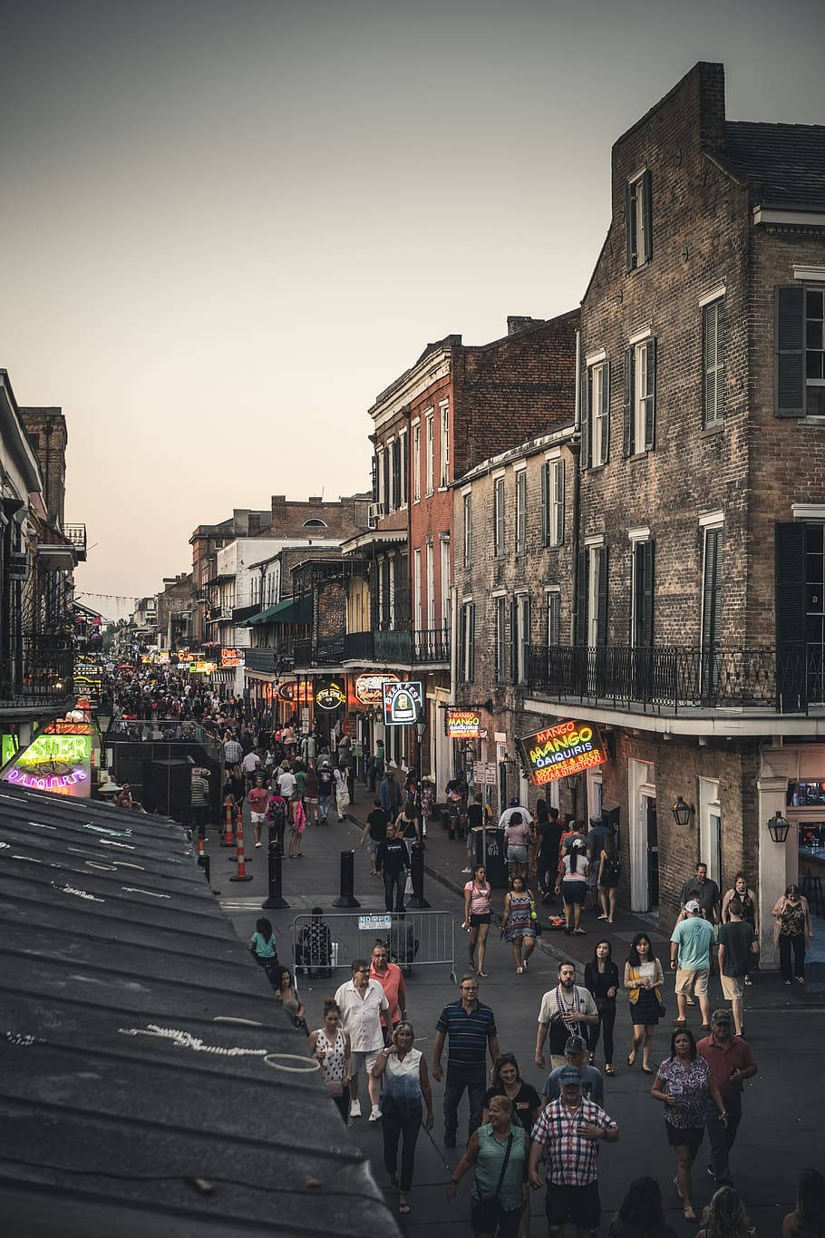 New Orleans, dusk, brick buildings, HD Phone Wallpaper