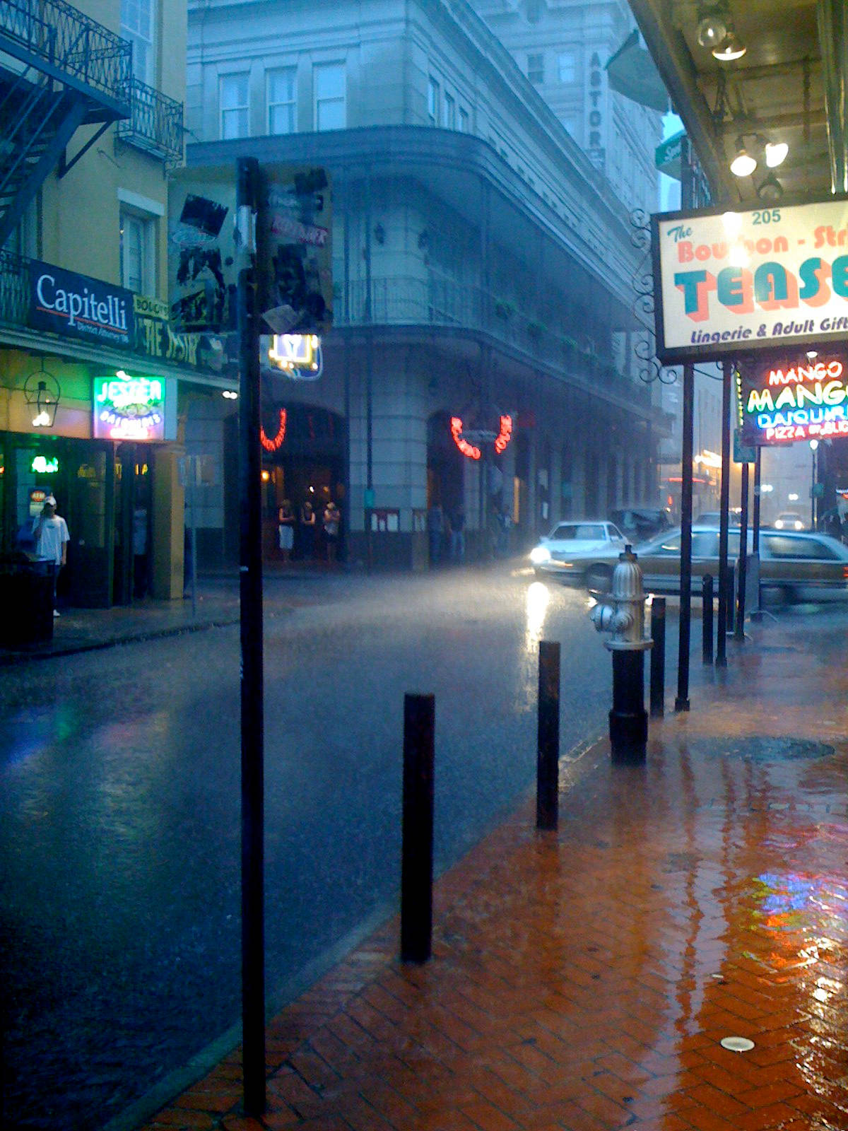 New Orleans, stormy streets, rain-slicked urban street, HD Phone Wallpaper