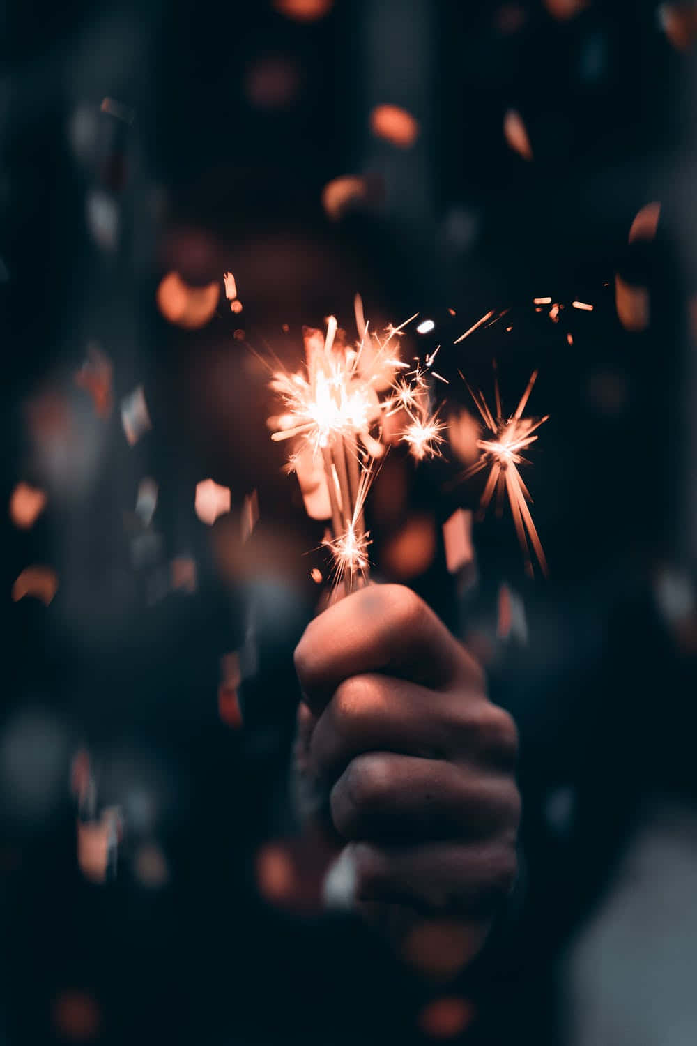 sparkler, glowing embers, dark blurred background, HD Phone Wallpaper
