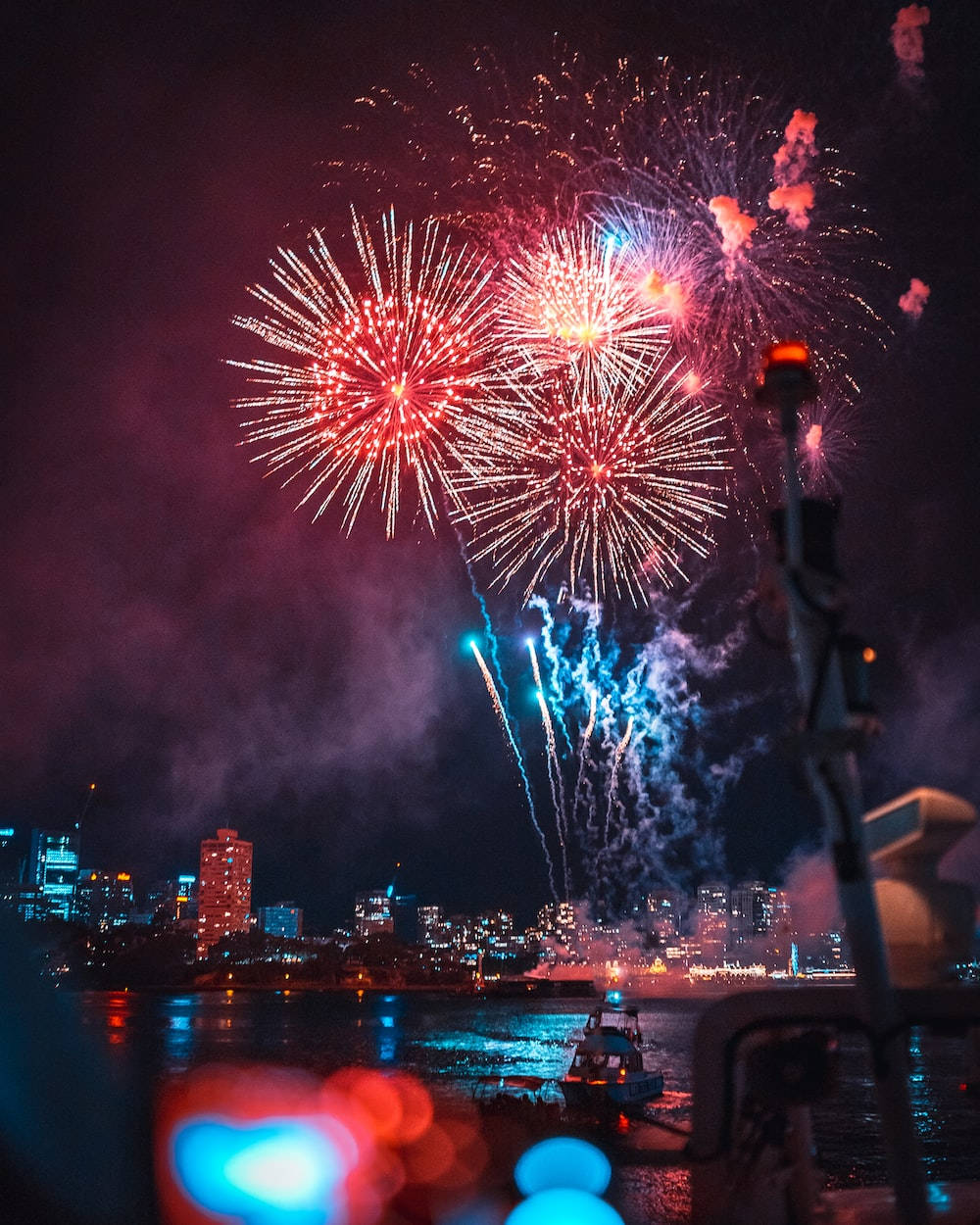 fireworks display, New Year, red and blue fireworks, SD Phone Wallpaper