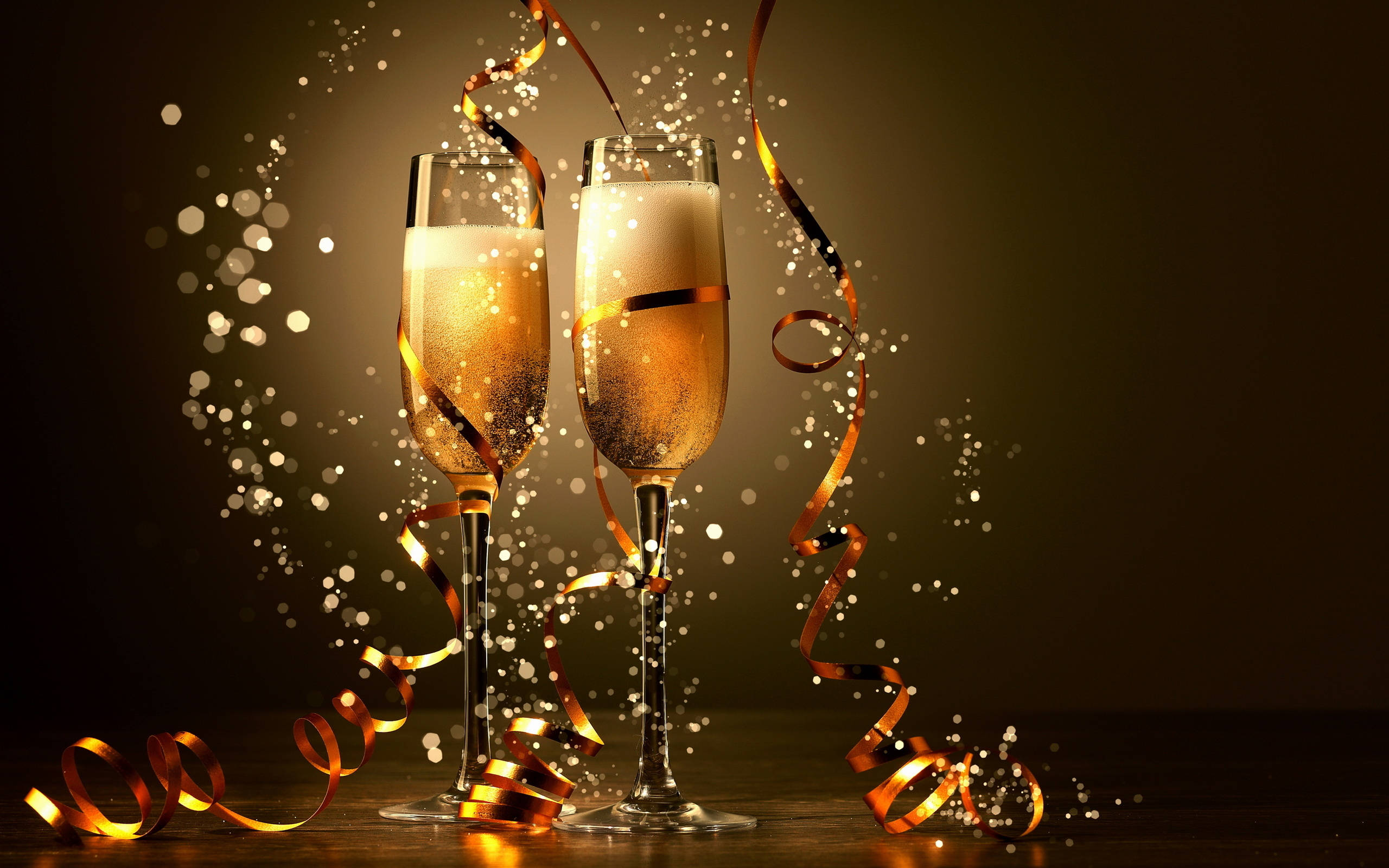 New Year Holiday, gold wine glass, champagne flutes, 2K Desktop Wallpaper