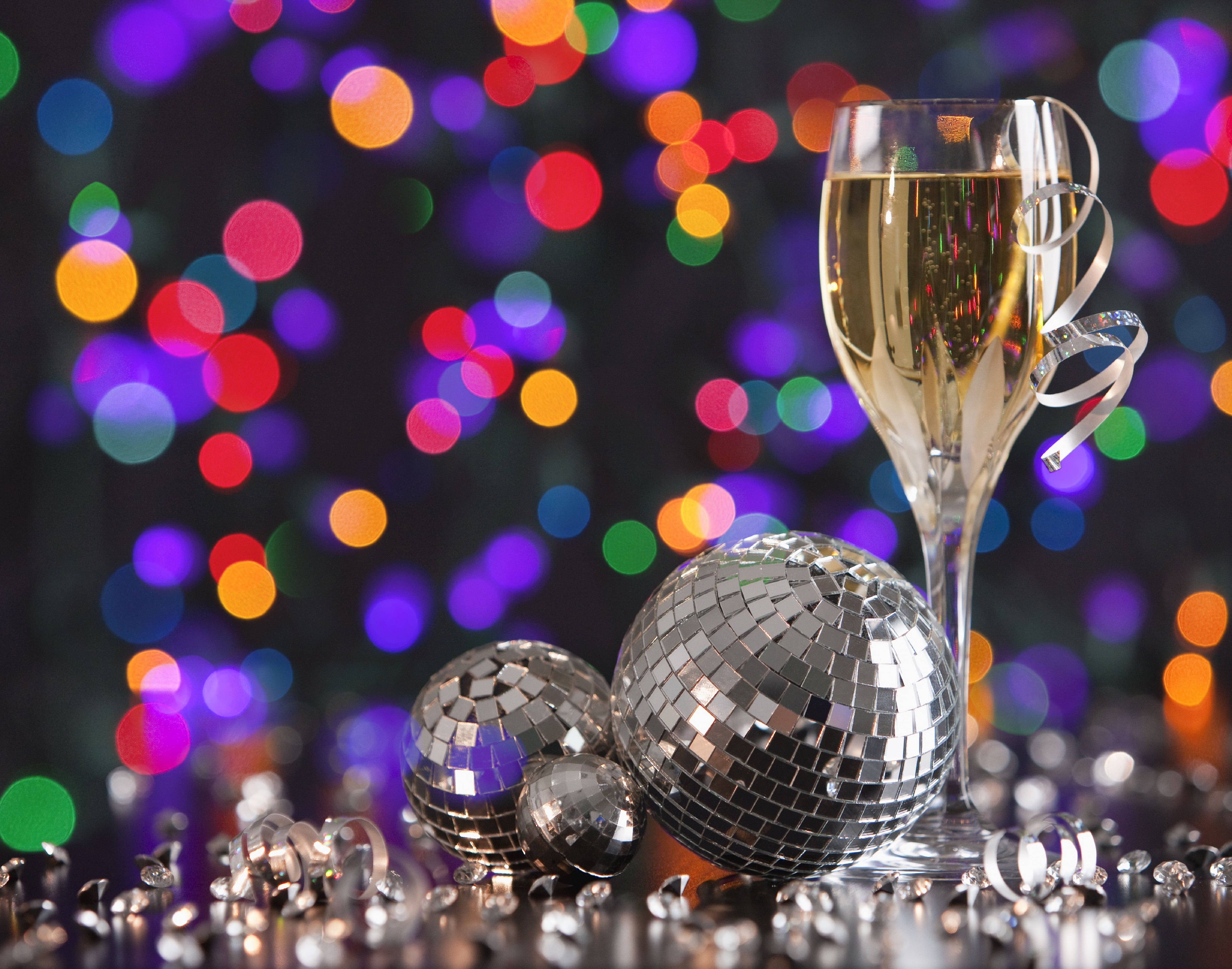 champagne flute, disco balls, vibrant bokeh, 5K Desktop Wallpaper