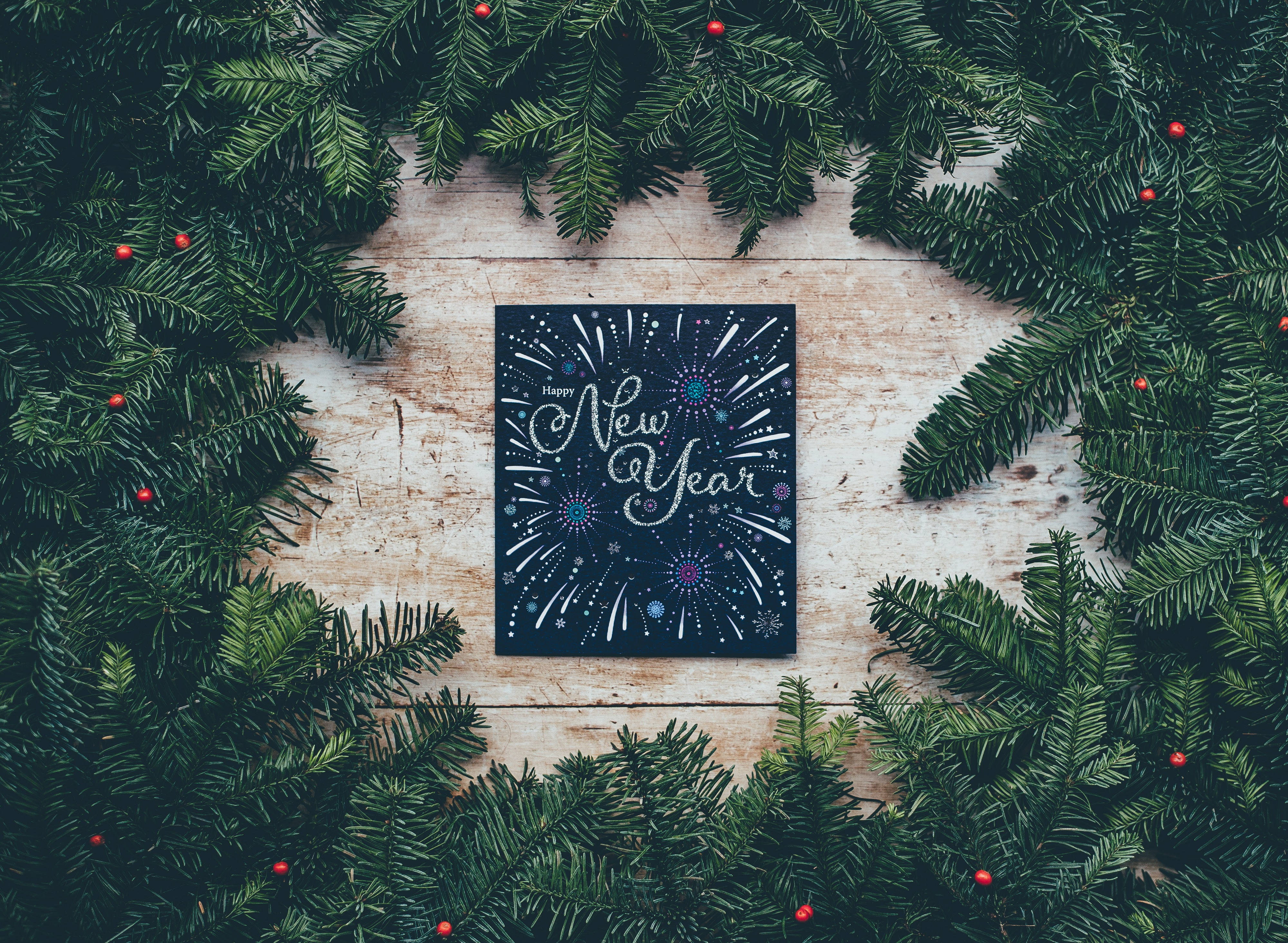 spruce wreaths, Happy New Year, pine branches, 4K Desktop Wallpaper