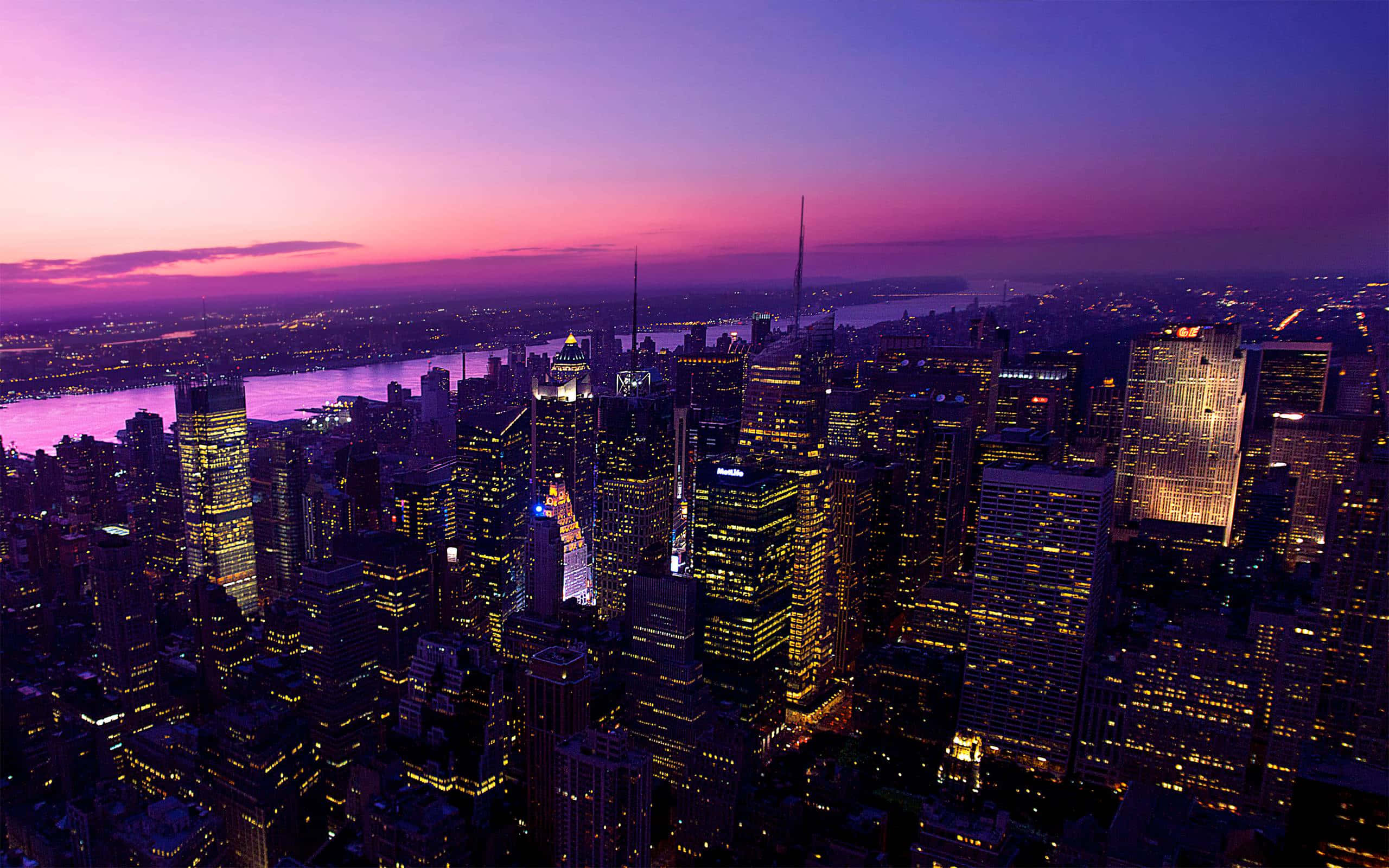New York City, twilight, purple pink sky, 2K Desktop Wallpaper