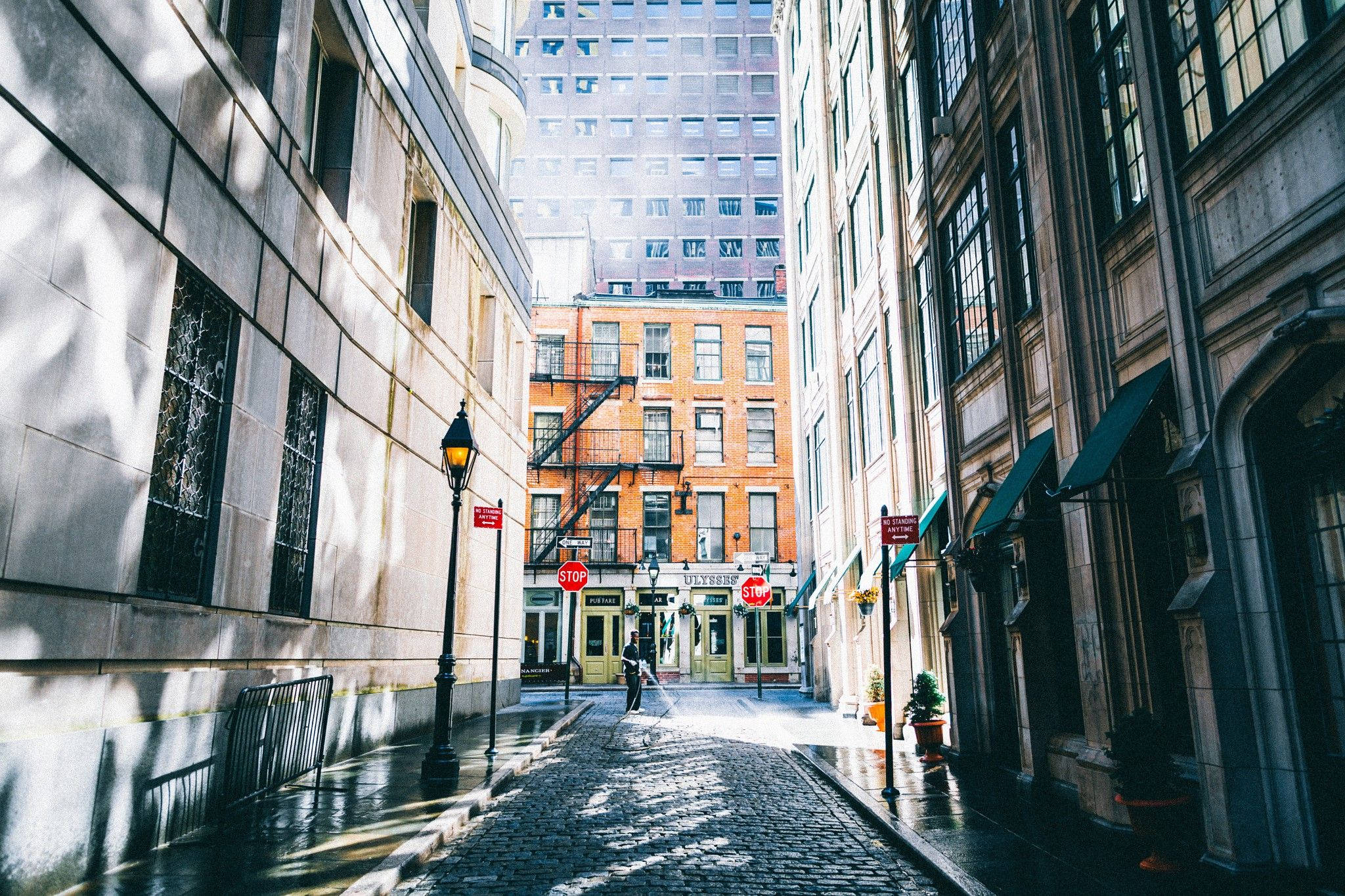 New York Street, cobblestone alley, historic buildings, Full HD Desktop Wallpaper