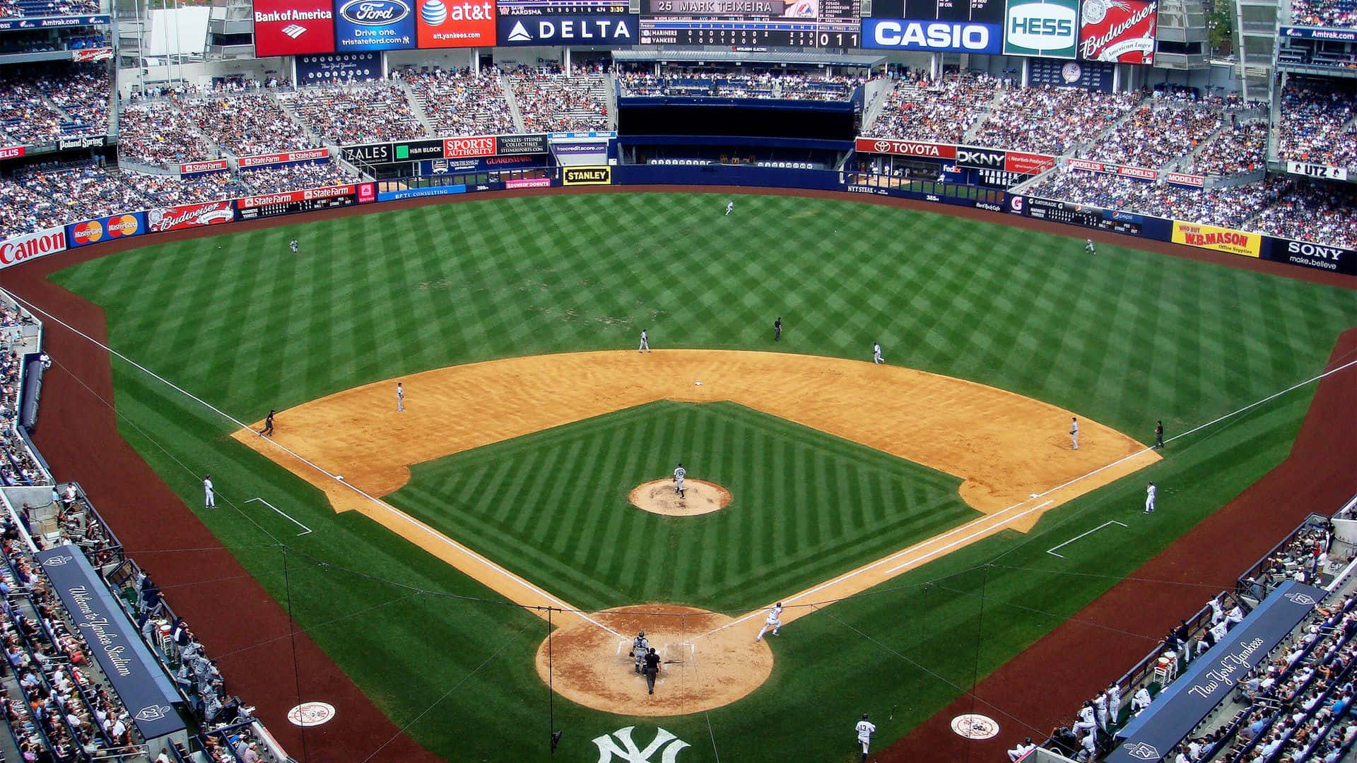 New York Yankees, baseball stadium, striped green field, Full HD Desktop Wallpaper