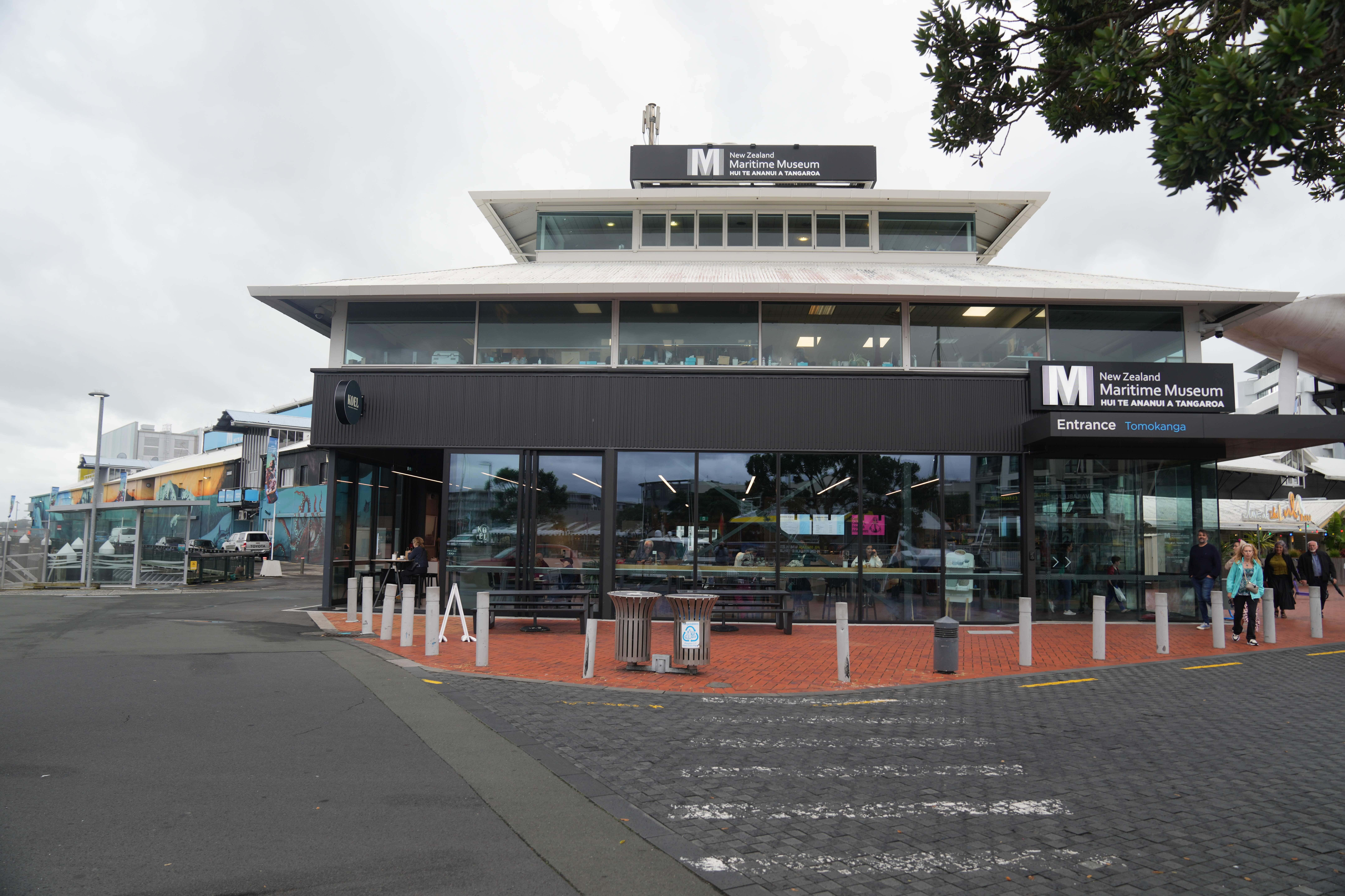 New Zealand Maritime Museum, glass facade, black metal accents, 8K Desktop Wallpaper