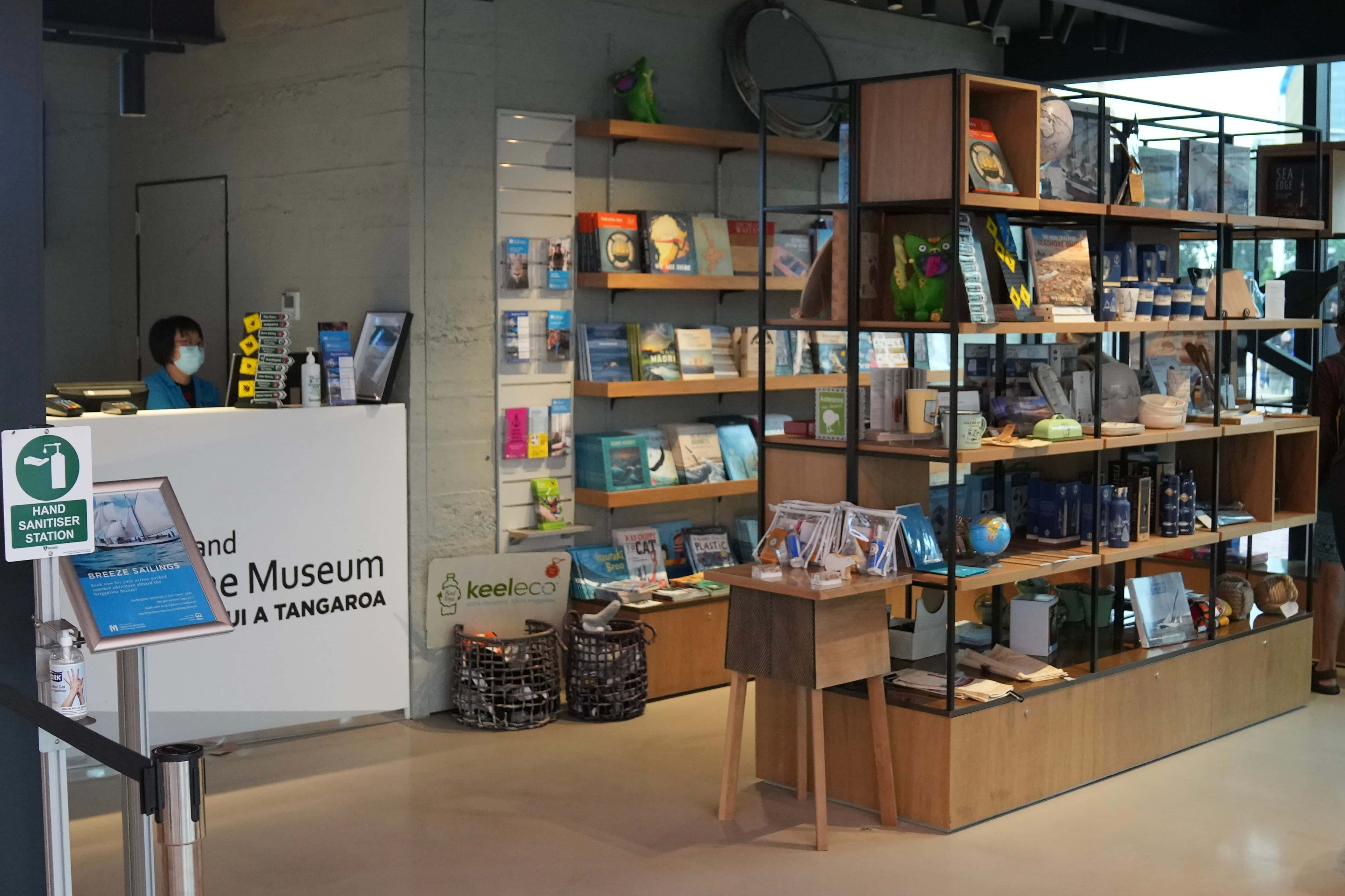 New Zealand Maritime Museum, gift shop, bookstore interior, 4K Desktop Wallpaper
