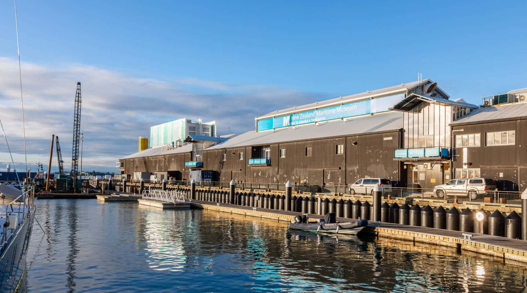 New Zealand Maritime Museum, harbor, dark wooden warehouses, HD Desktop Wallpaper