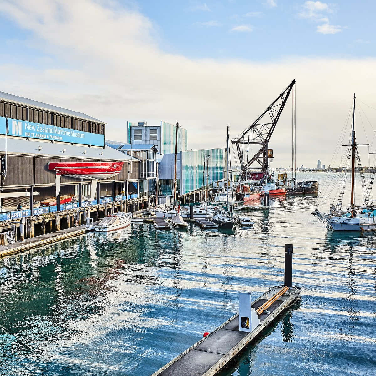 New Zealand Maritime Museum, waterfront, harbor scene, SD Desktop Wallpaper