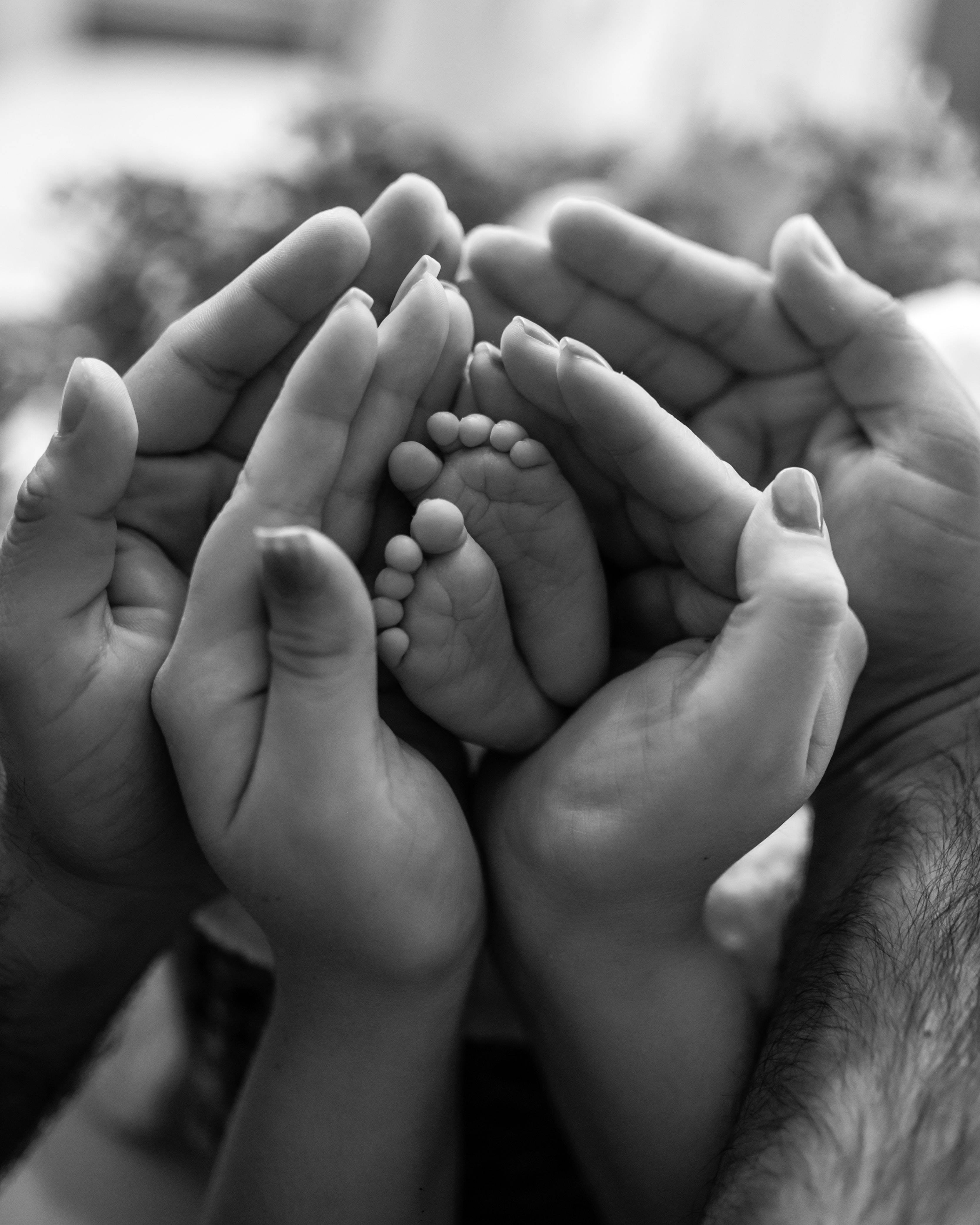 Newborn Baby Girl, family, black and white, 4K Phone Wallpaper
