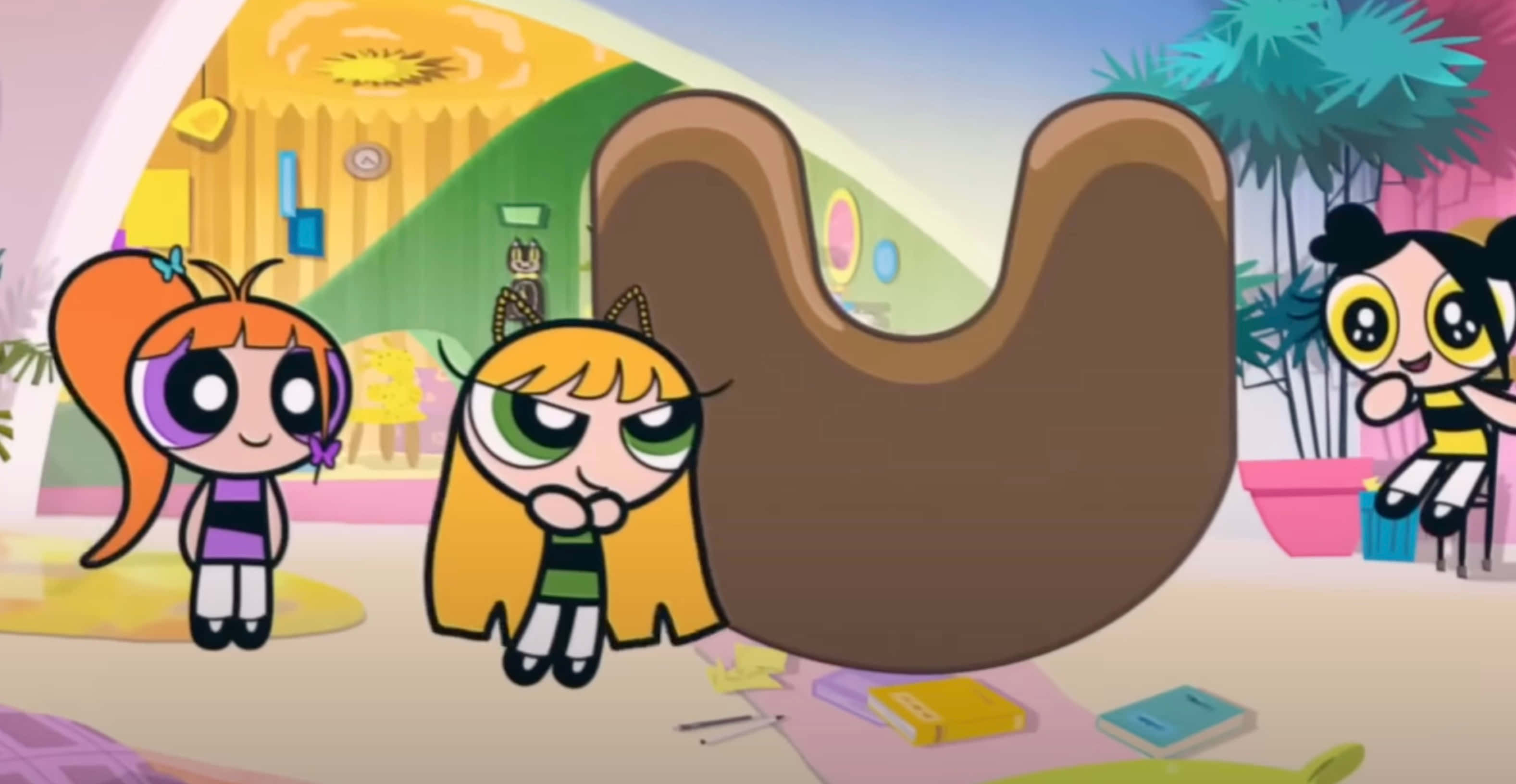 Powerpuff Girls, living room, giant brown U shaped object, 2K Desktop Wallpaper