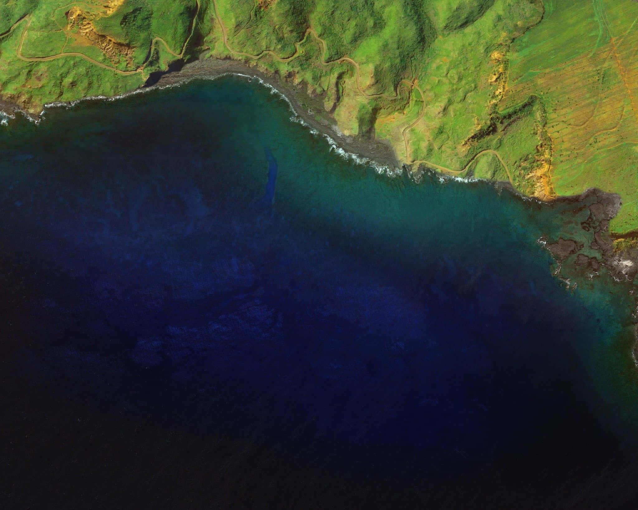 Nexus 6, lush green coastline, deep blue ocean, Full HD Desktop Wallpaper