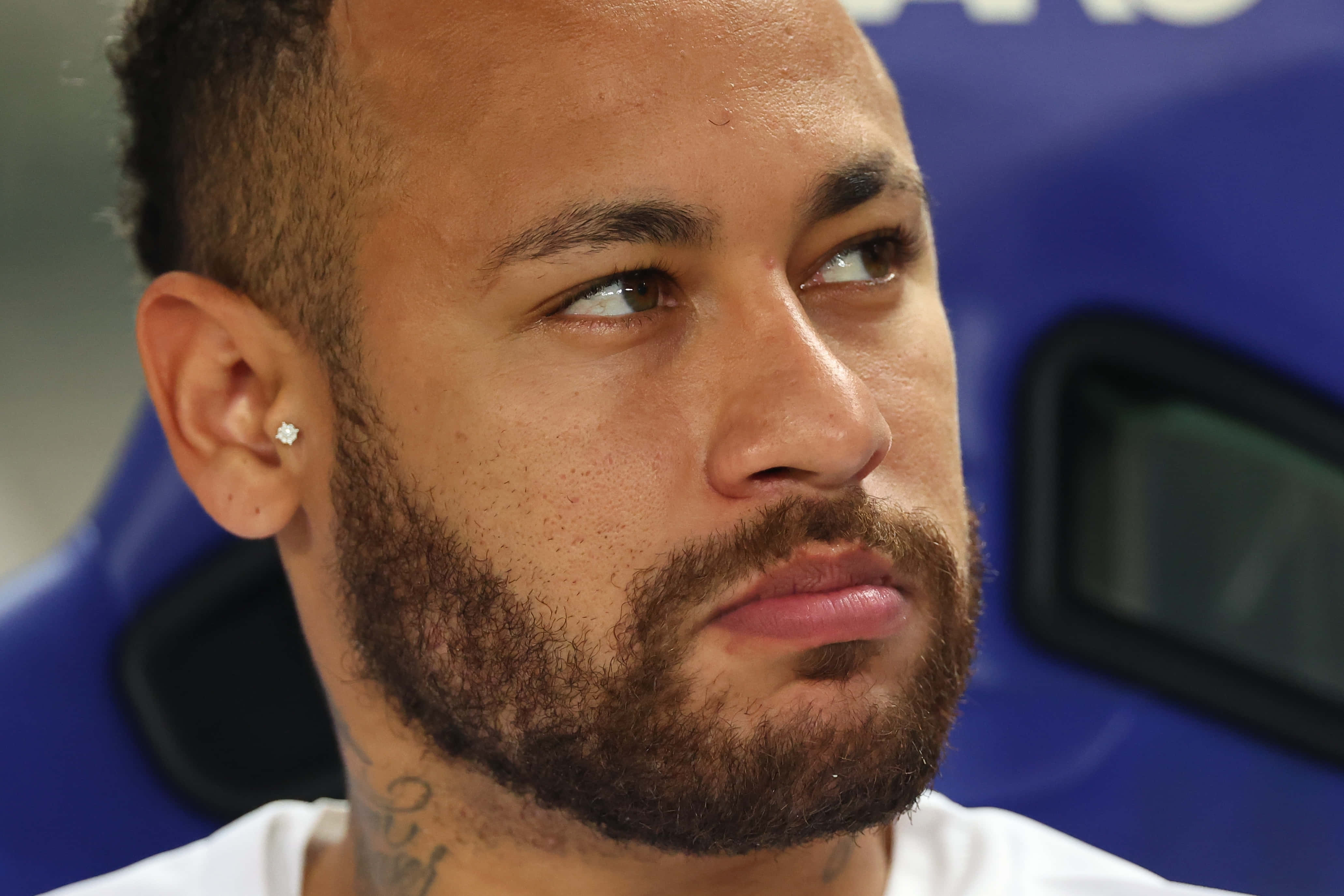 Neymar, contemplative look, beard, 4K Desktop Wallpaper