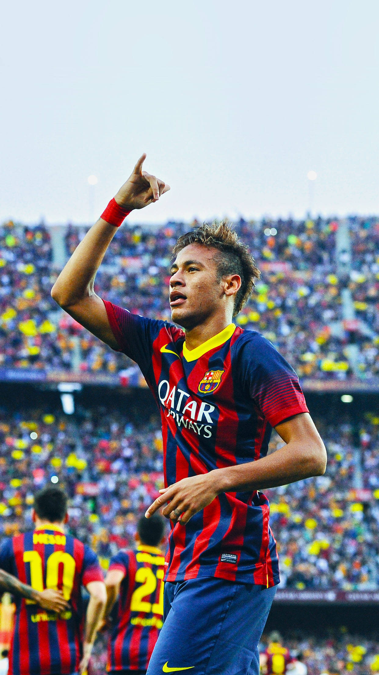Neymar, red and blue striped jersey, packed stadium, Full HD Phone Wallpaper