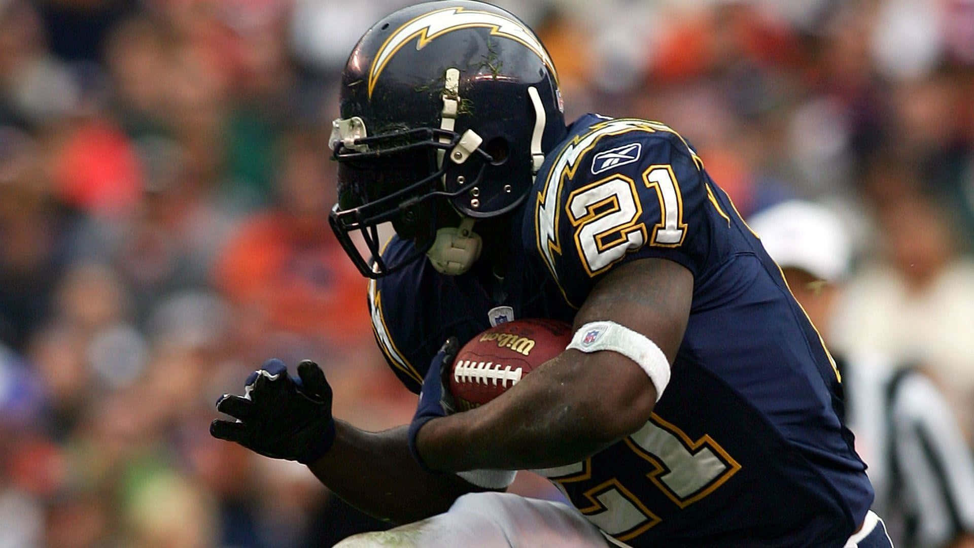 NFL Running Back, navy blue uniform, number 21, Full HD Desktop Wallpaper