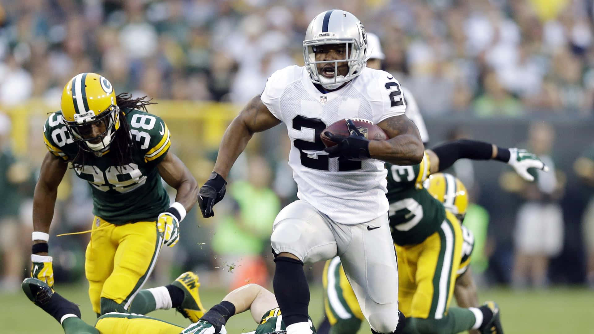 NFL Running Back, white football player, green and yellow defenders, Full HD Desktop Wallpaper