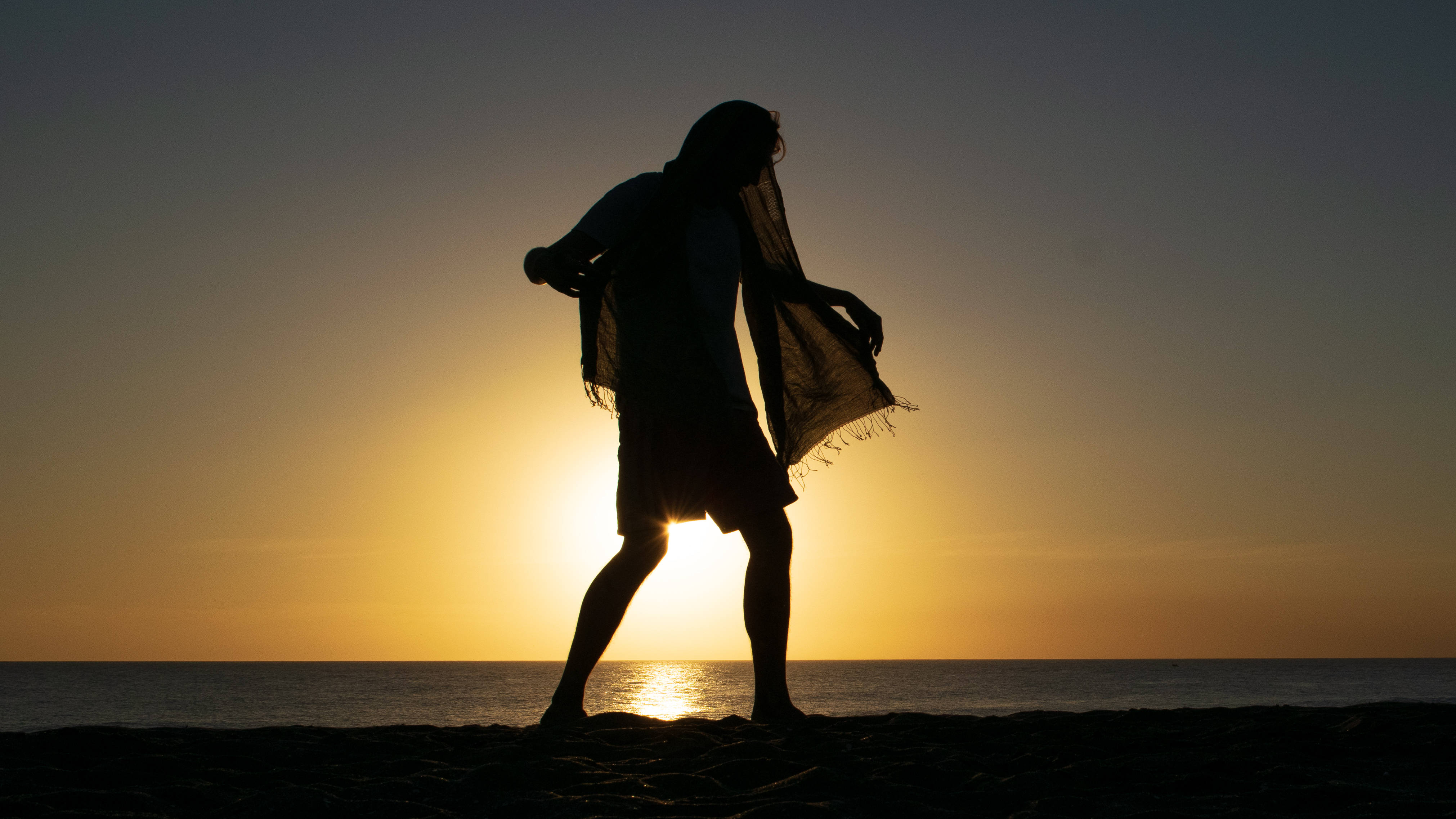 Man, Sunset, Beach, 4K Desktop Wallpaper