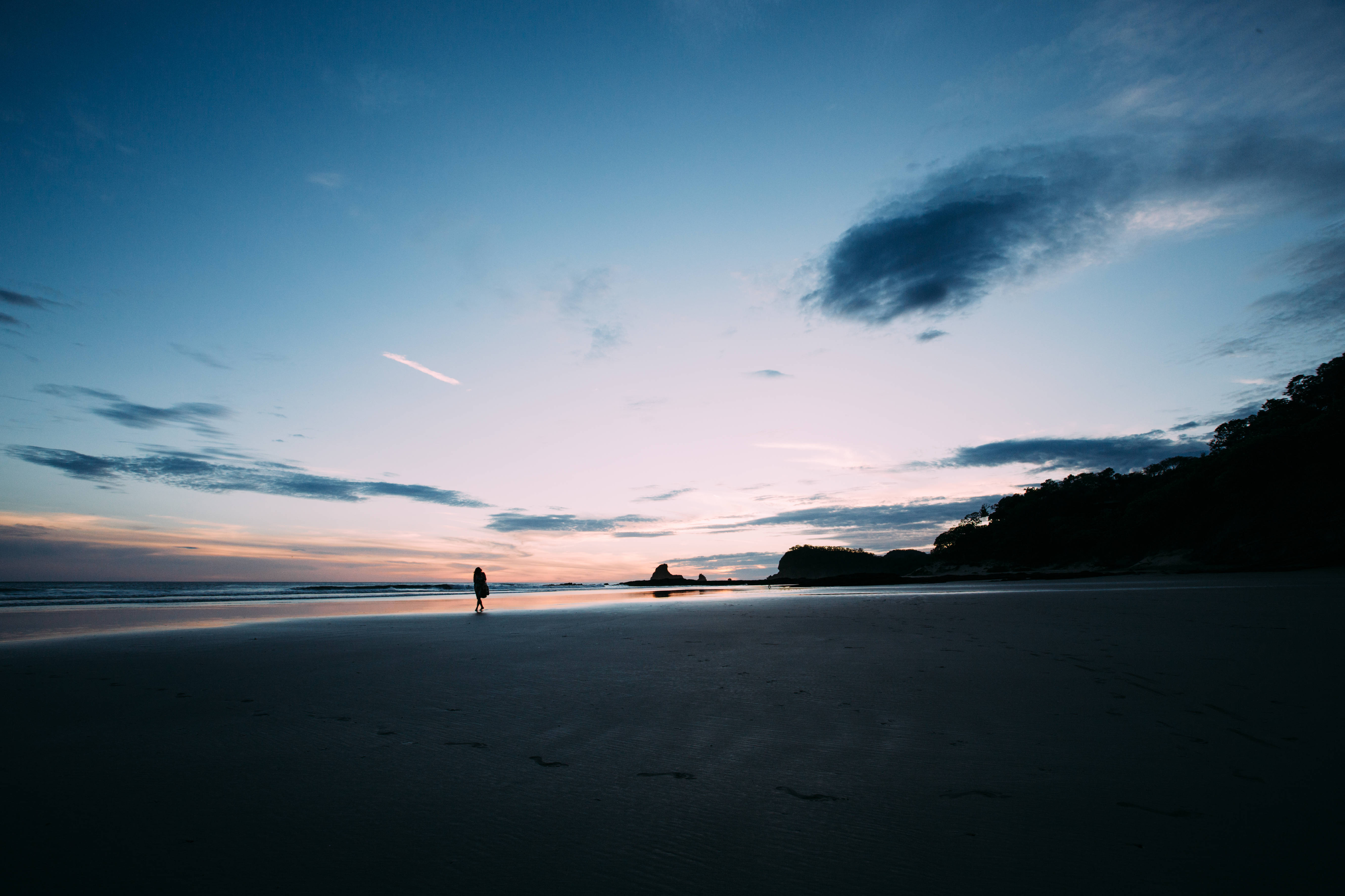 dark blue sky, Nicaragua, tranquil beach, 5K Desktop Wallpaper
