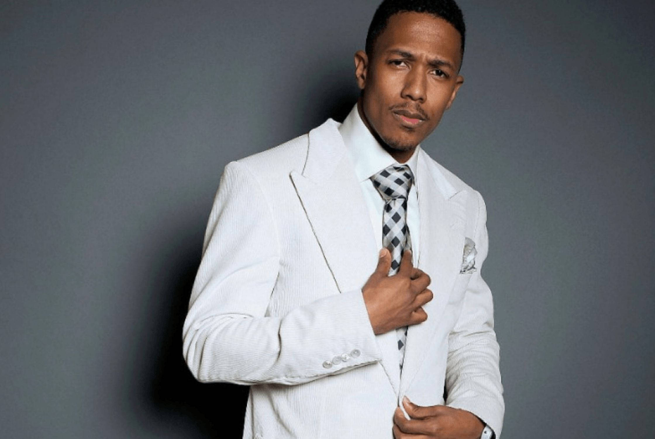 Nick Cannon, crisp white suit, checkered tie, Full HD Desktop Wallpaper