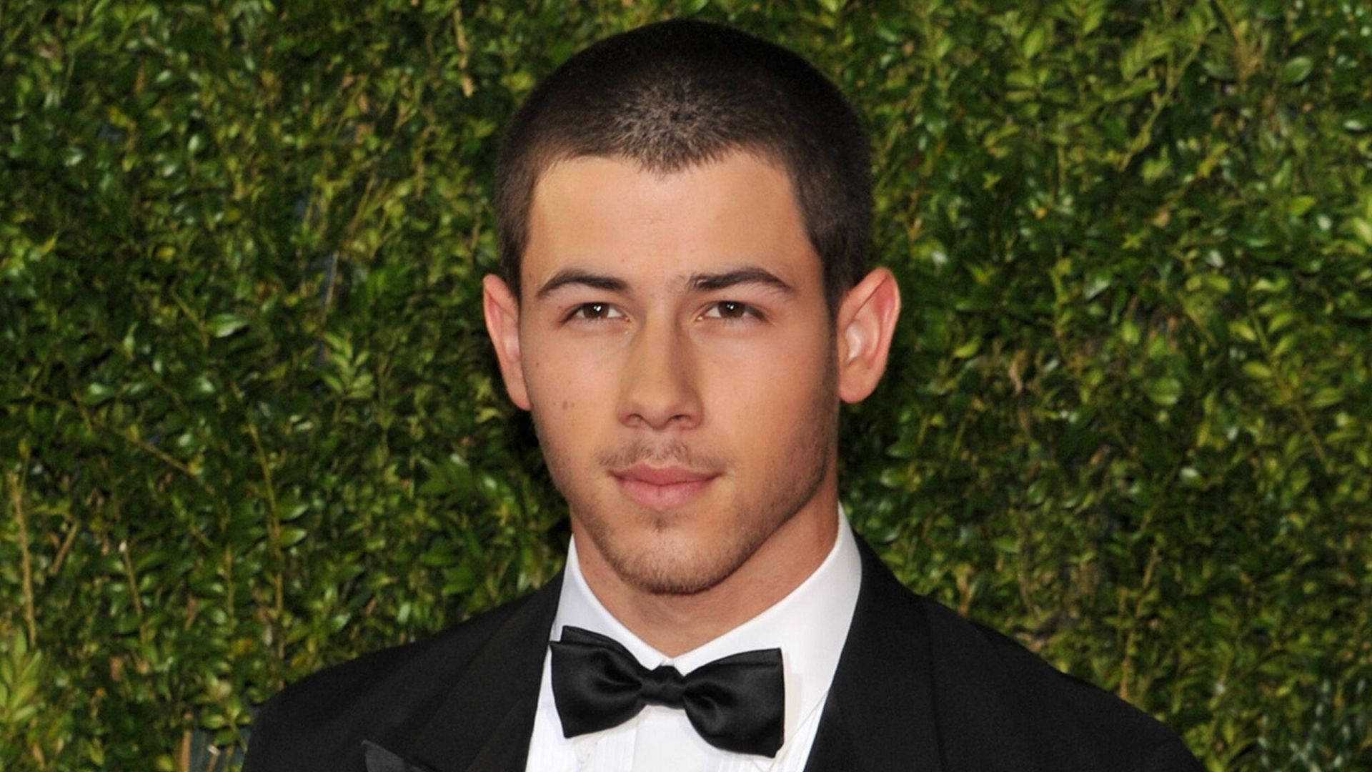 Nick Jonas, black tuxedo, bowtie, Full HD Desktop Wallpaper