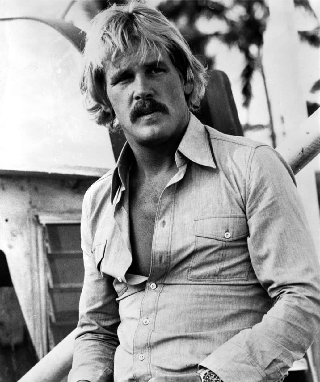 Nick Nolte, black and white, mustache, SD Phone Wallpaper
