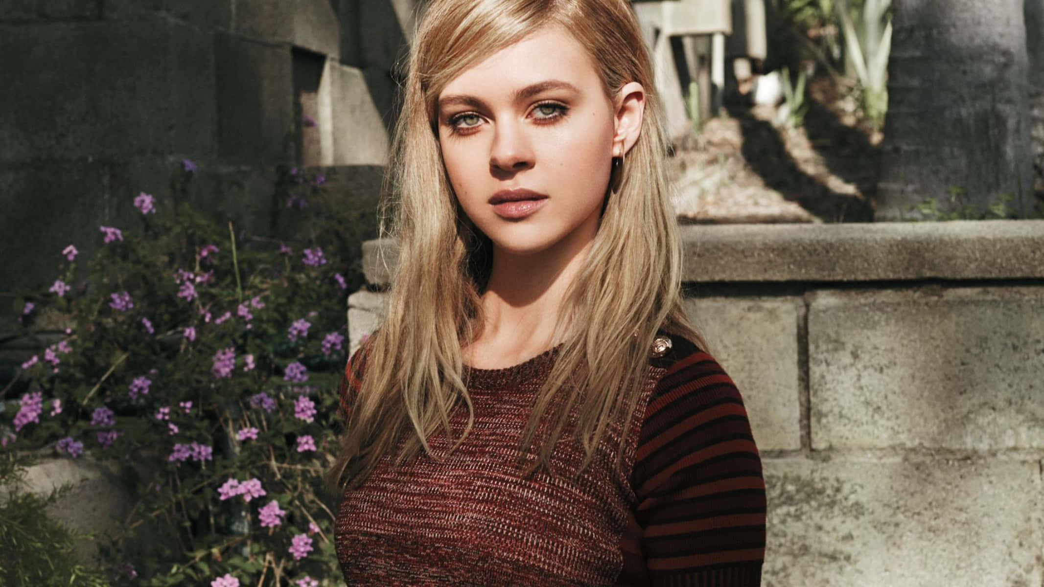 Nicola Peltz, blonde hair, striking blue eyes, Full HD Desktop Wallpaper