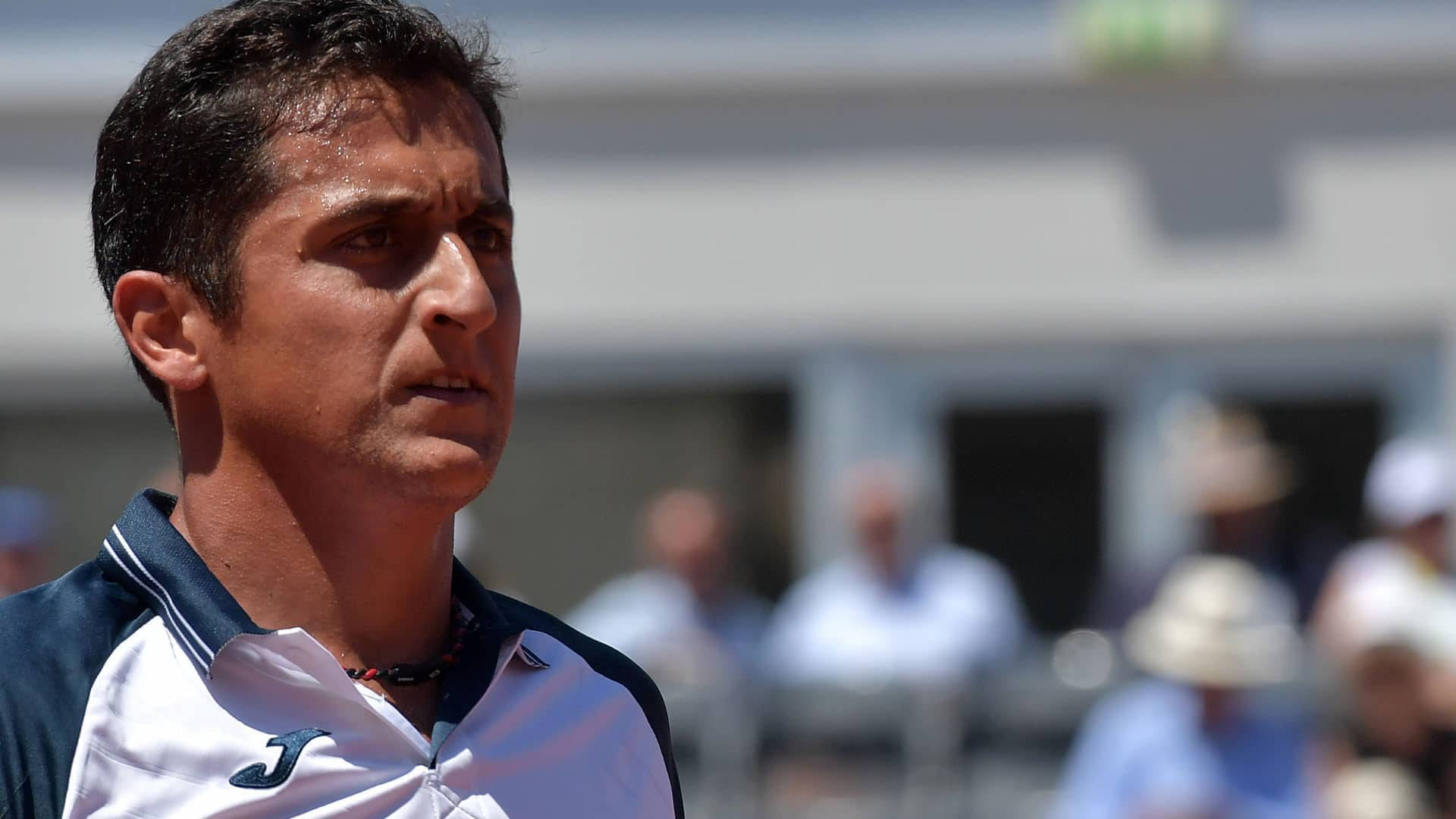 Nicolas Almagro, white and blue polo shirt, bright sunny court, Full HD Desktop Wallpaper