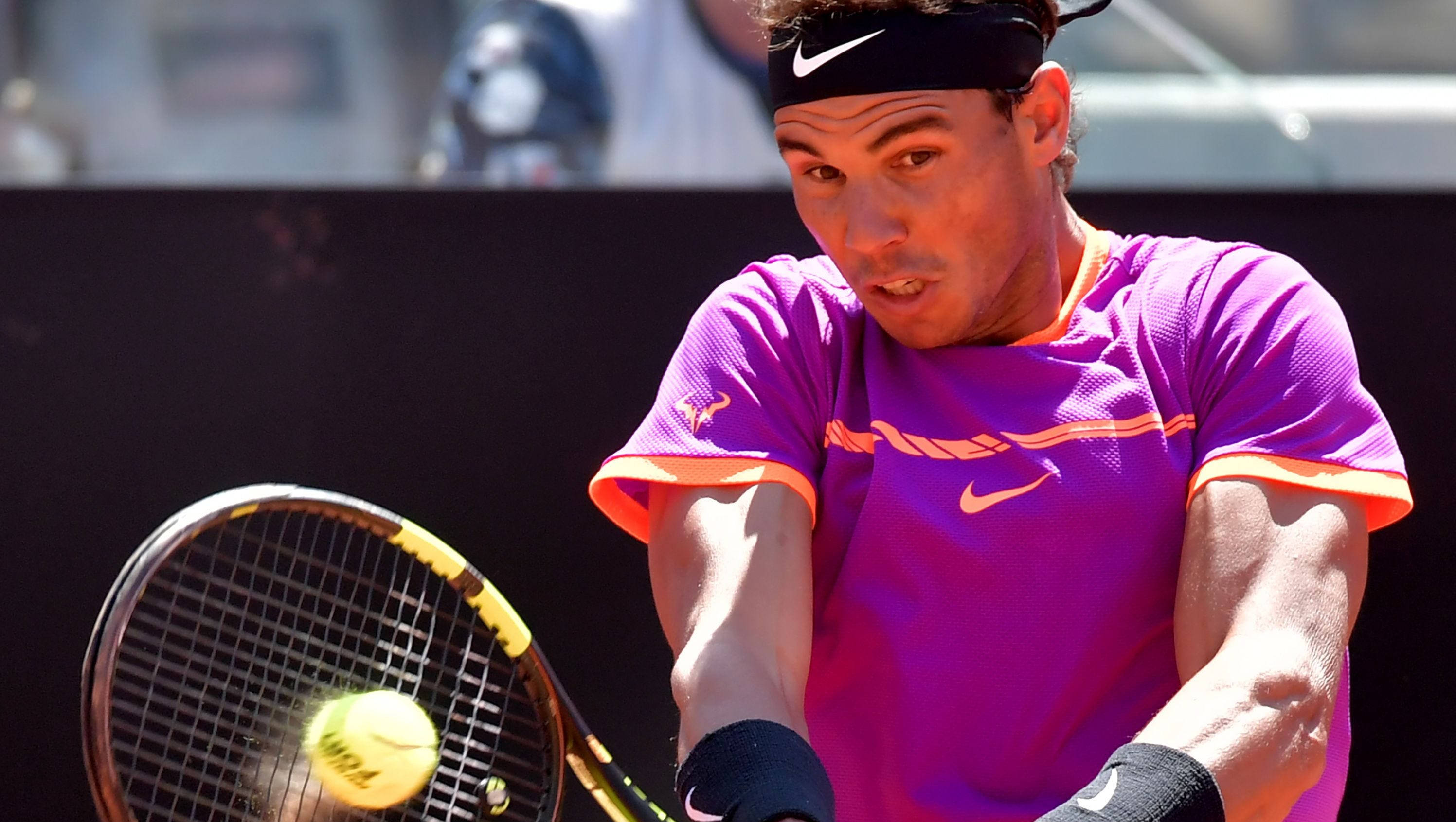 Nicolas Almagro, purple shirt, yellow ball, 2K Desktop Wallpaper
