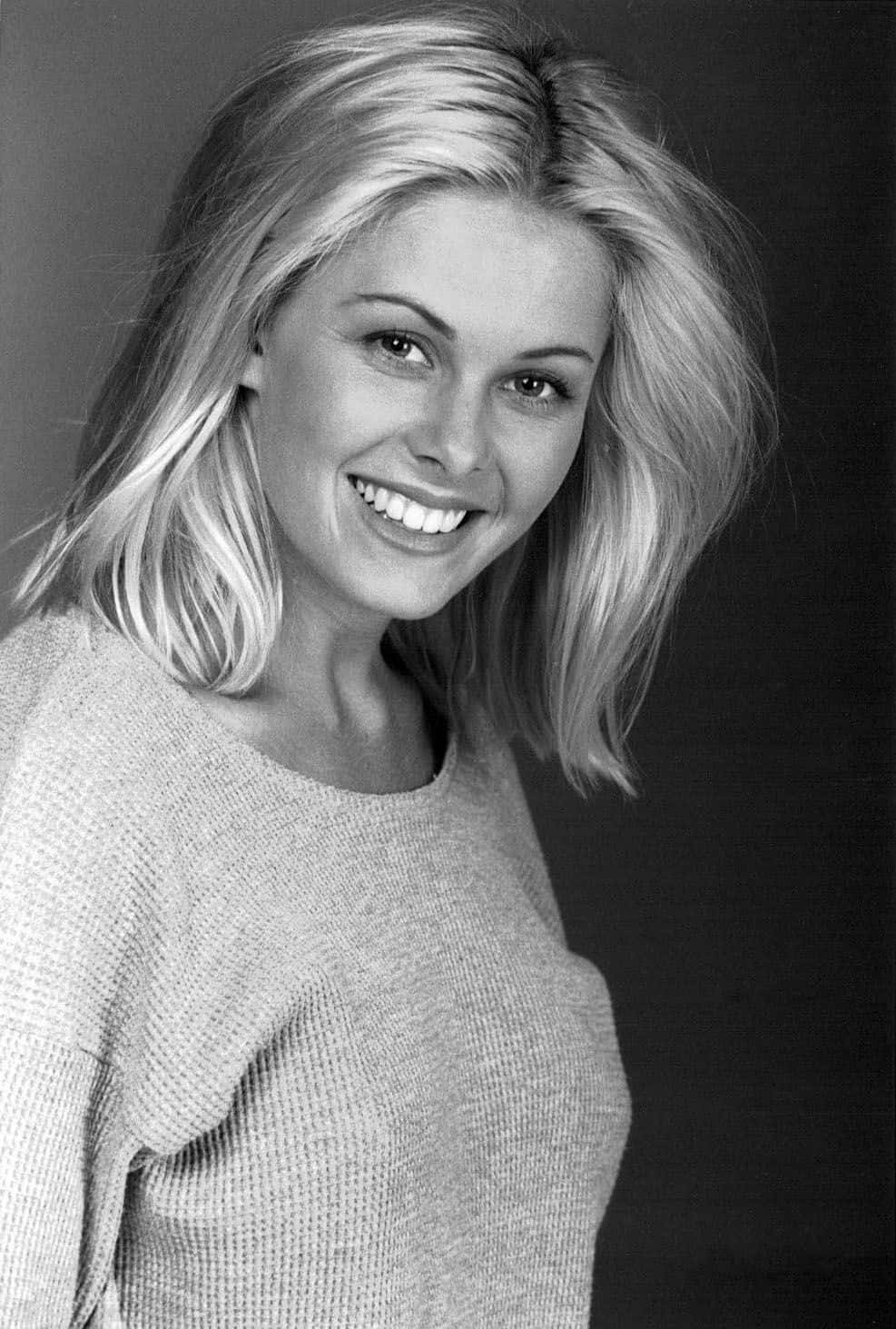 Nicole Eggert, black and white portrait, smiling blonde woman, HD Phone Wallpaper