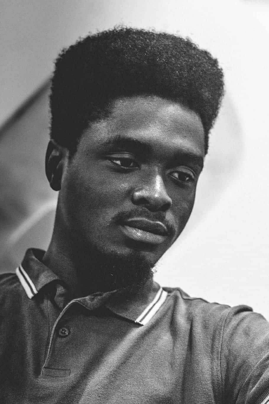 greyscale, Nigerian Man, textured afro, HD Phone Wallpaper