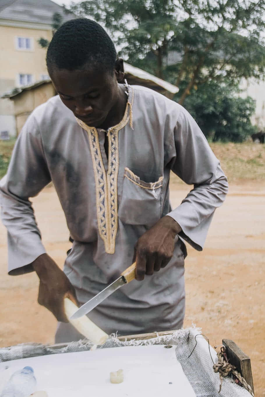 Nigerian Man, grey embroidered shirt, white tuber, HD Phone Wallpaper