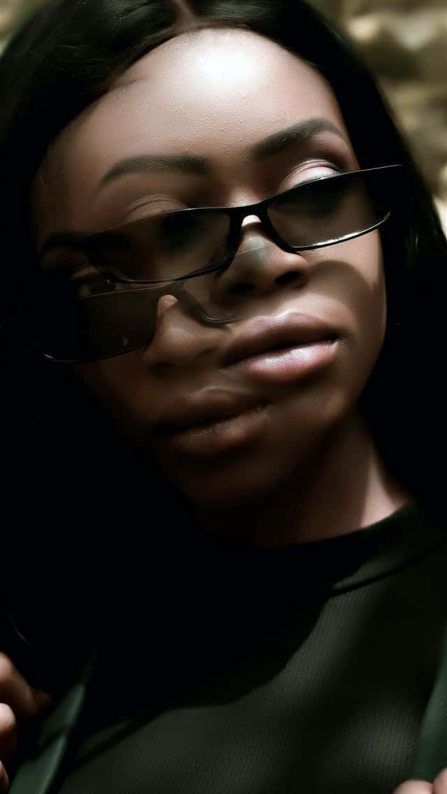 Nigerian Woman, sunglasses, dark hair, SD Phone Wallpaper