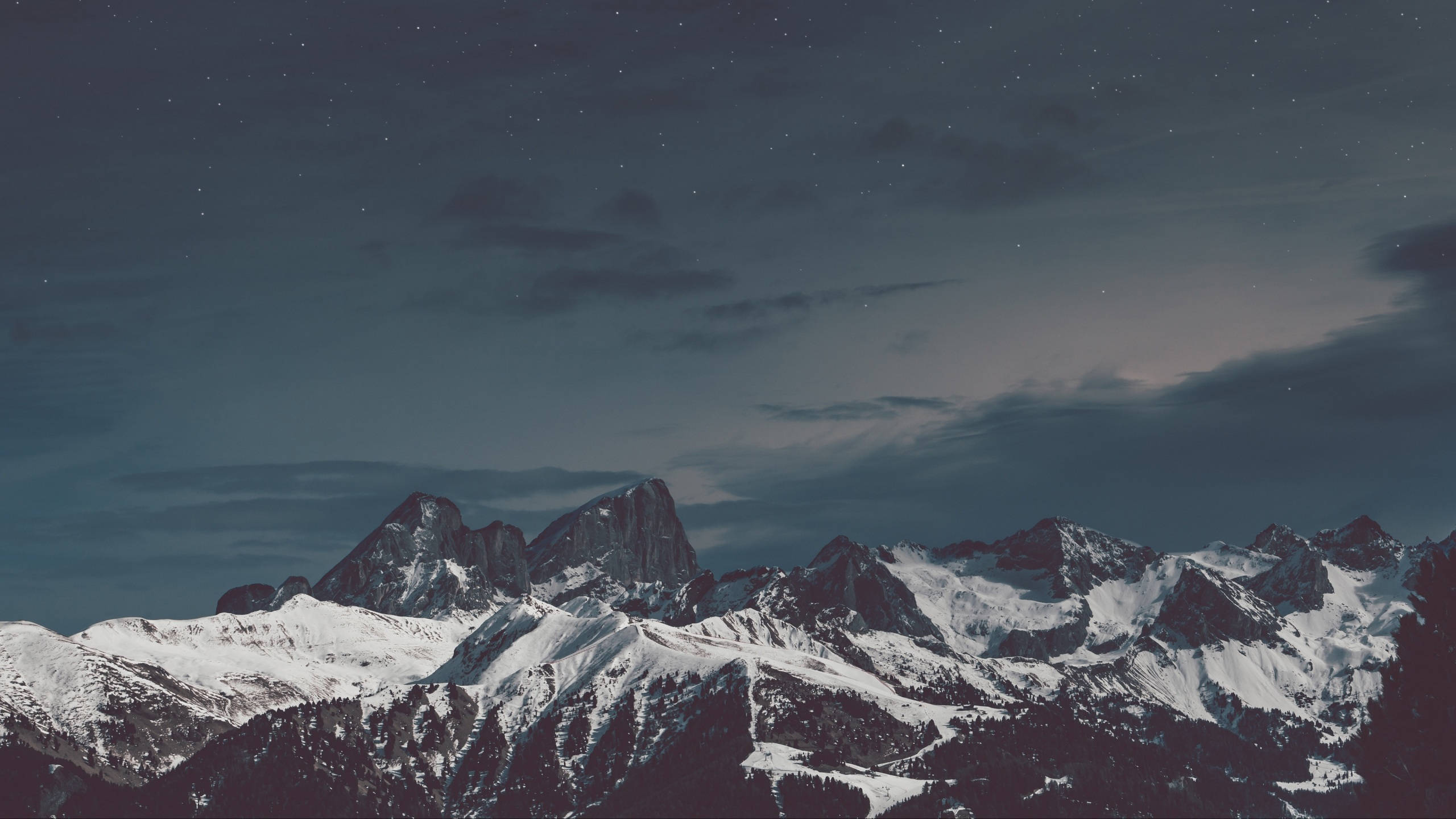 Night Mountain, snowcapped mountain peaks, starry night sky, 2K Desktop Wallpaper