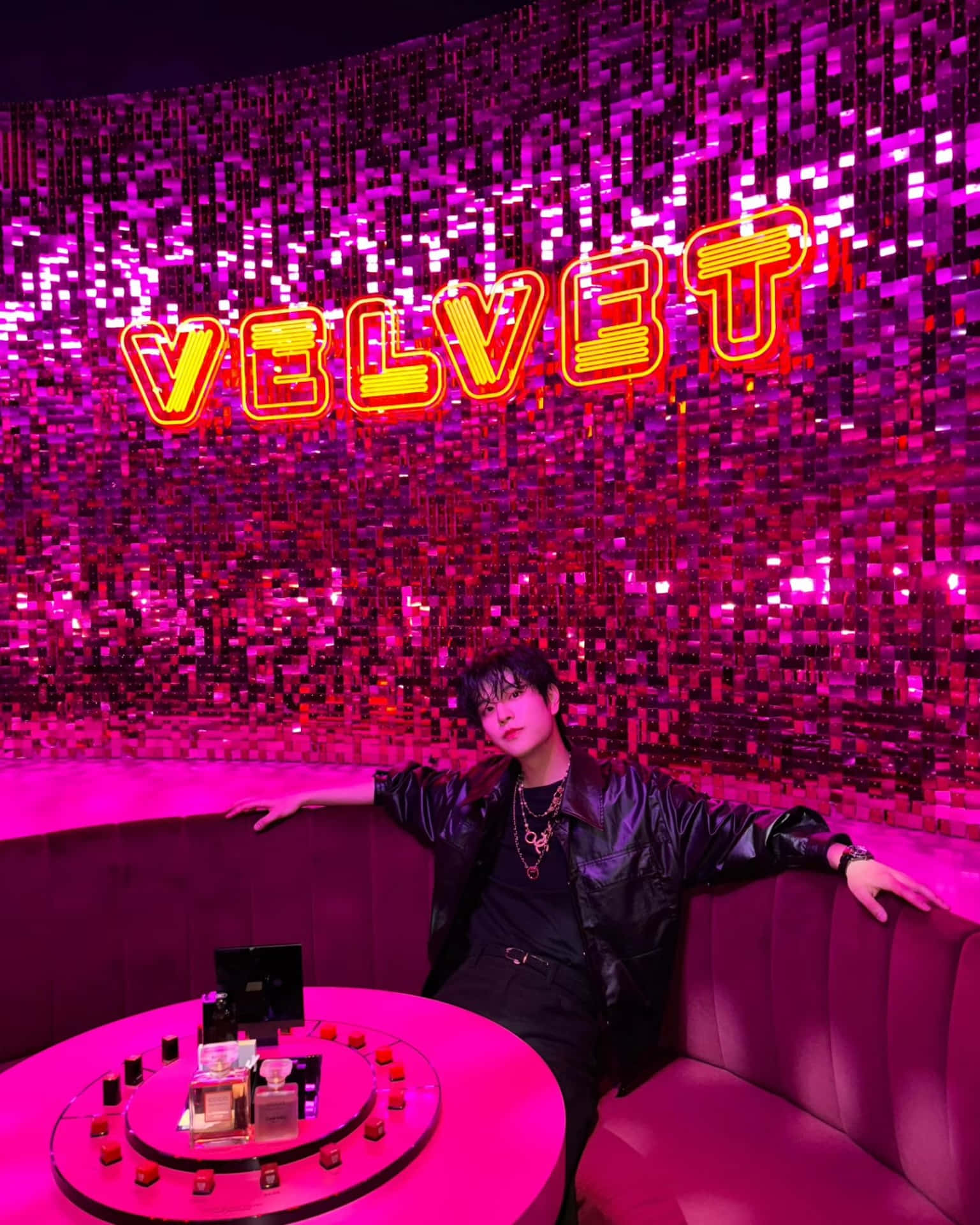 velvet, pink sofa, shimmering pixelated wall, Full HD Phone Wallpaper