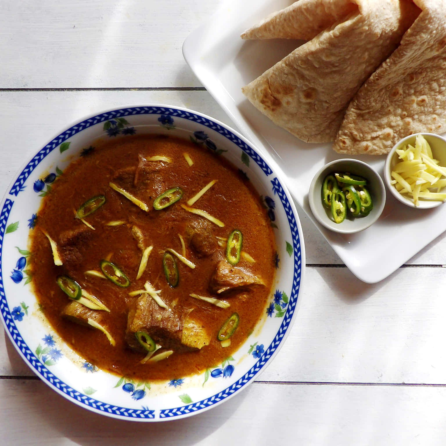 Nihari, blue floral bowl, roti, HD Desktop Wallpaper